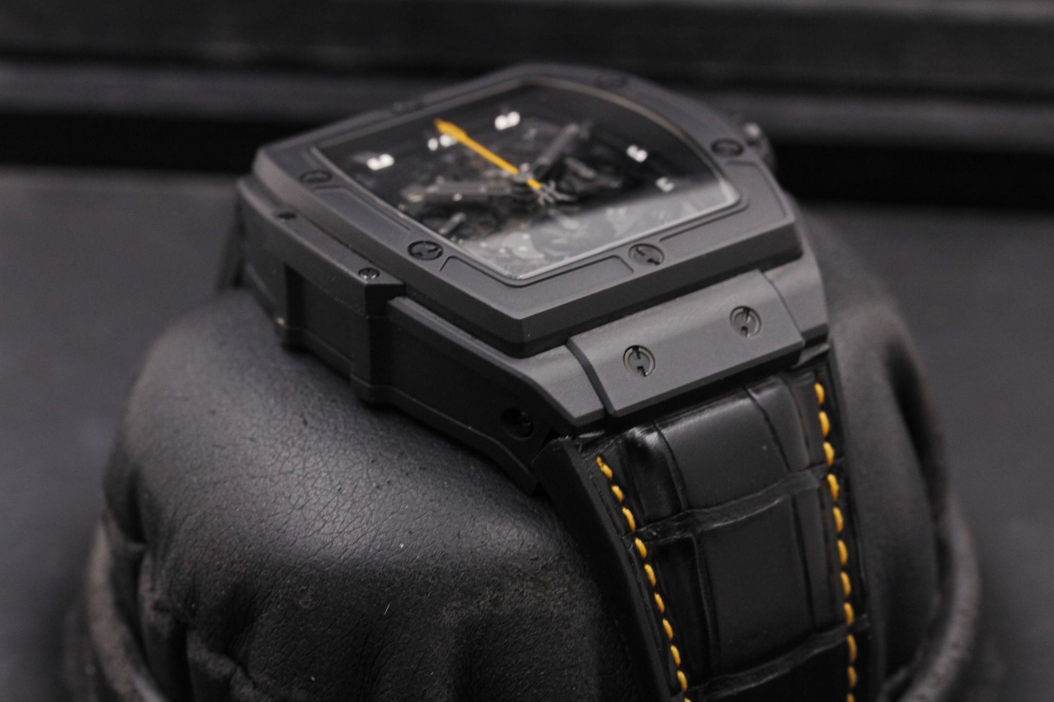 Watch Image 6