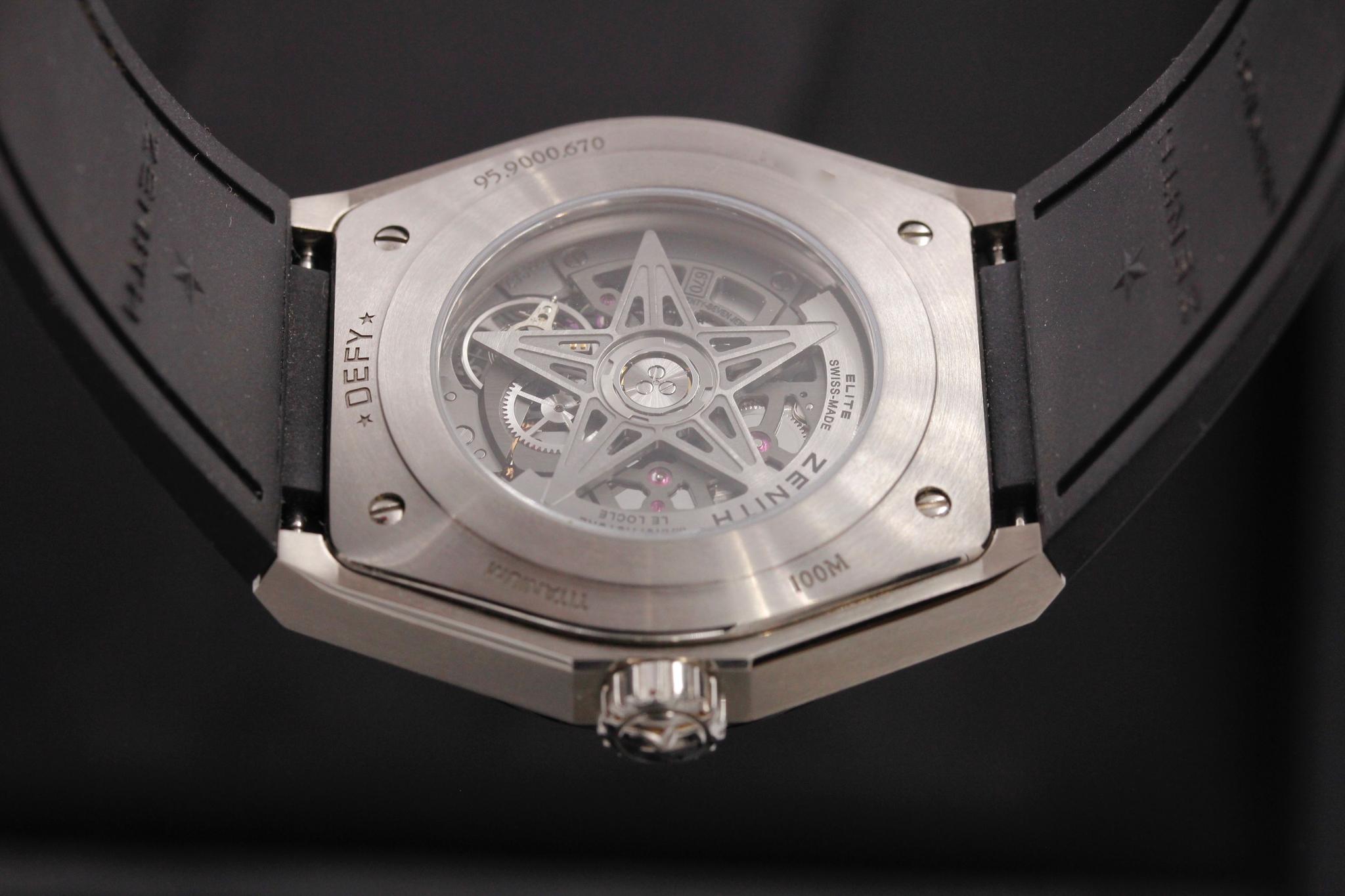 Watch Image 7