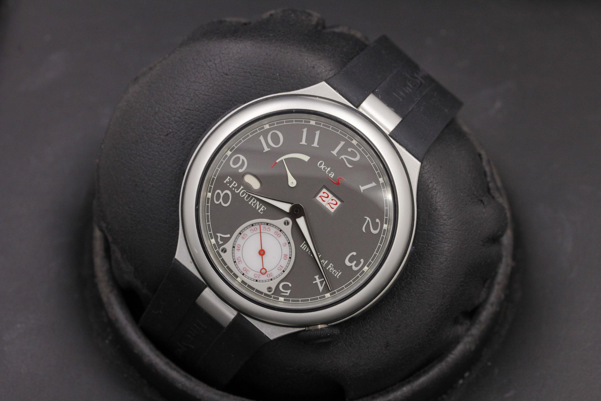 Watch Image 9