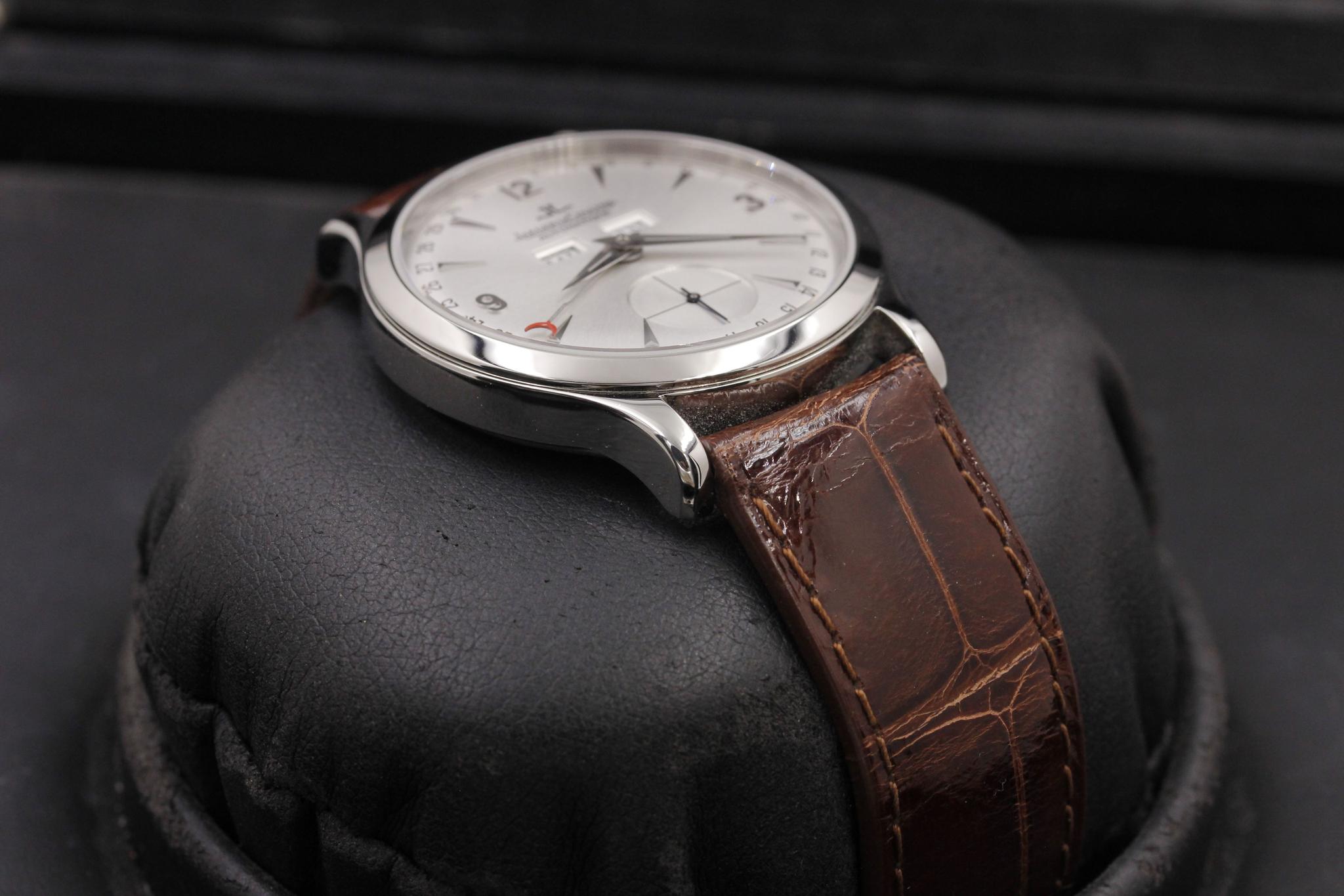 Watch Image 6