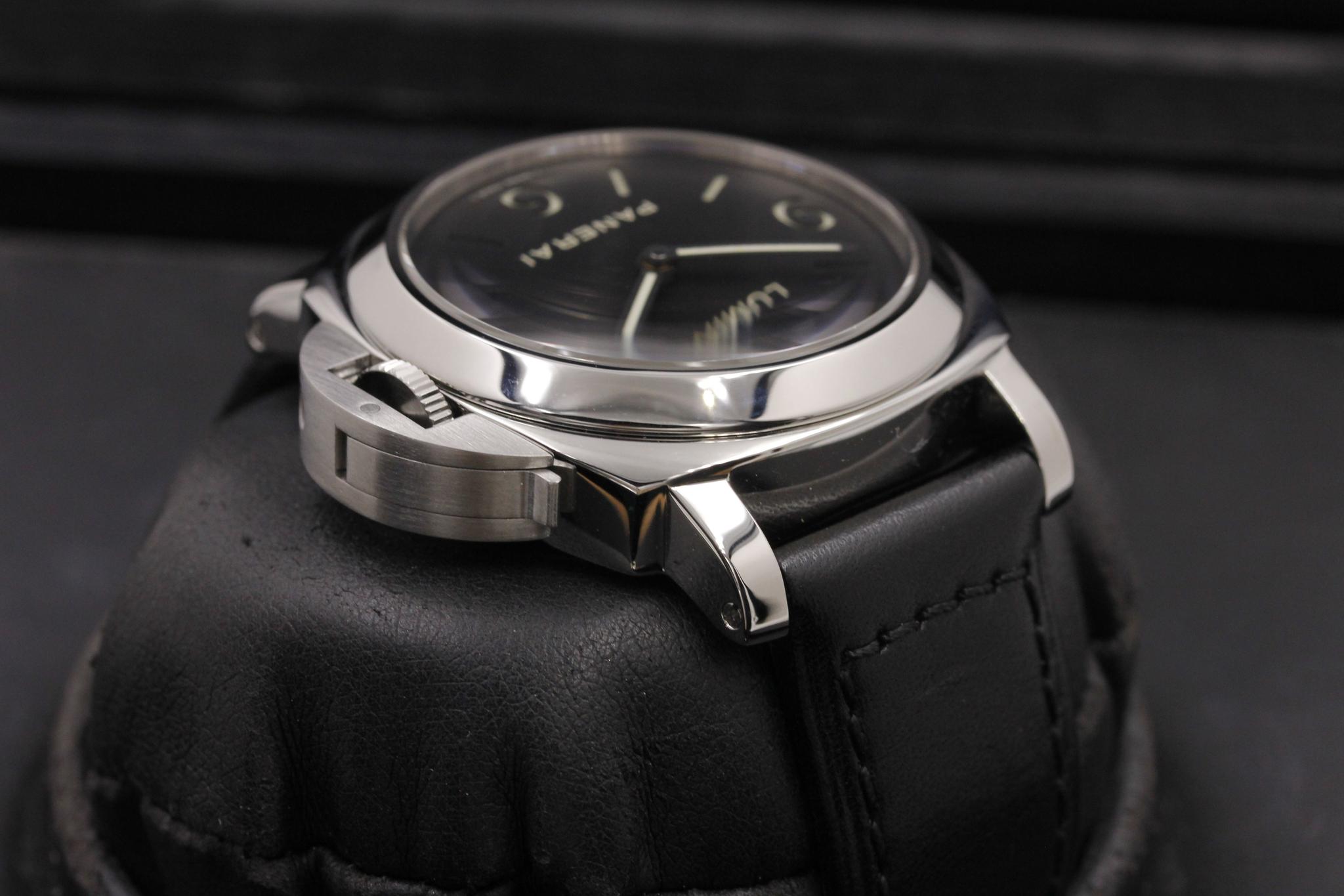 Watch Image 2