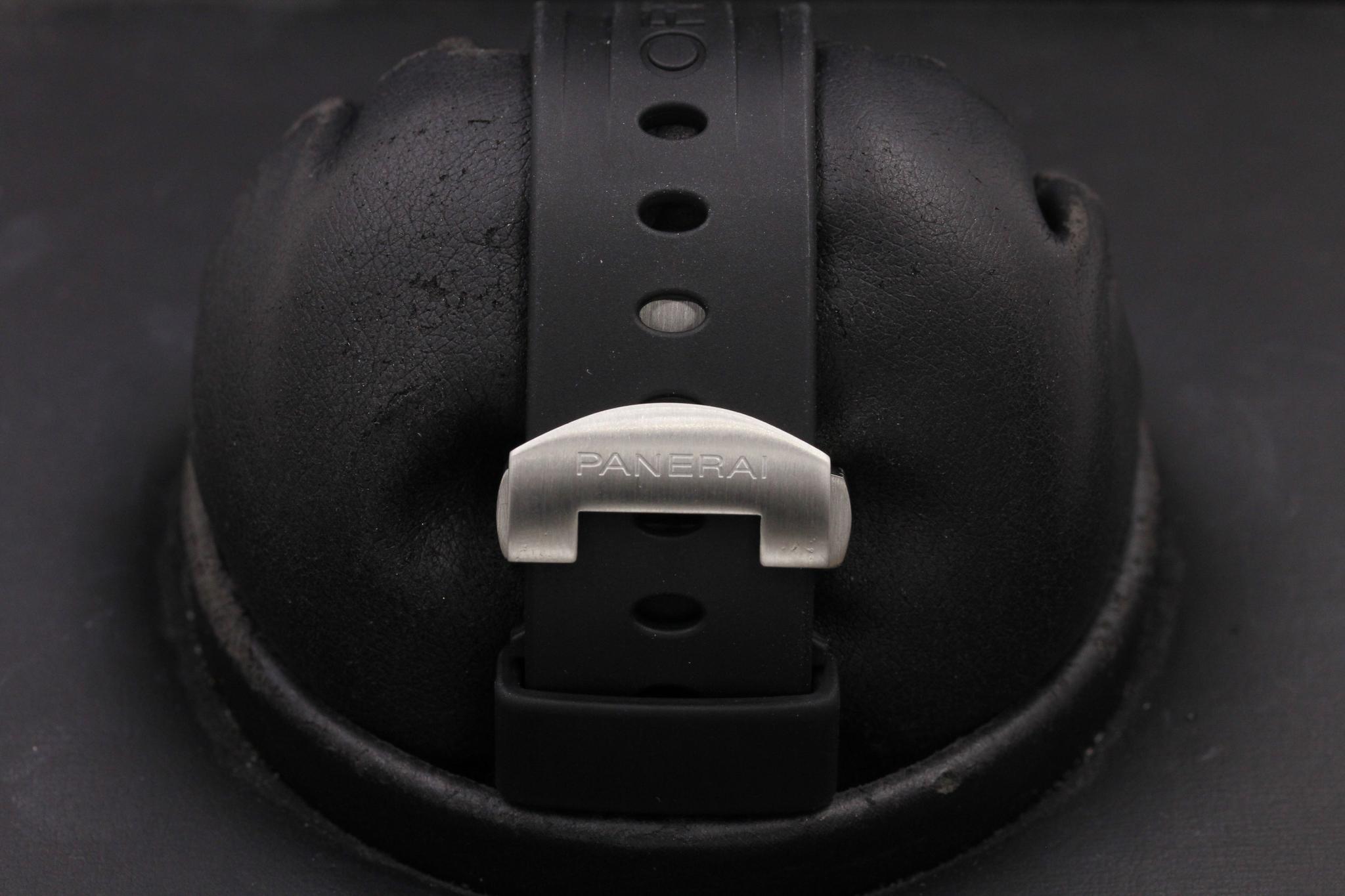Watch Image 7