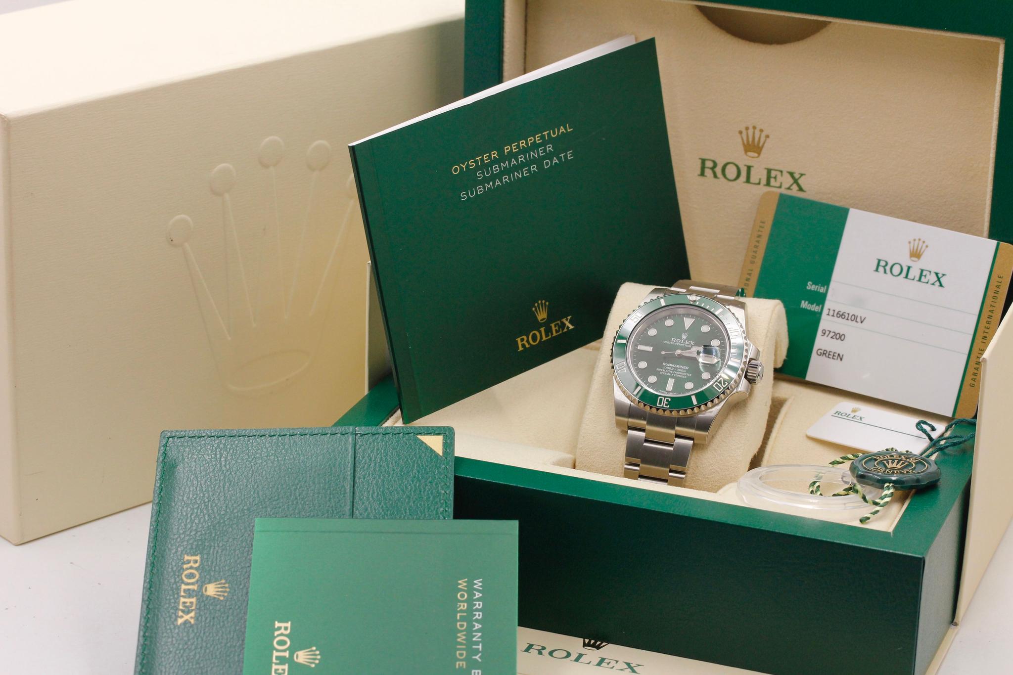 Watch Image 11