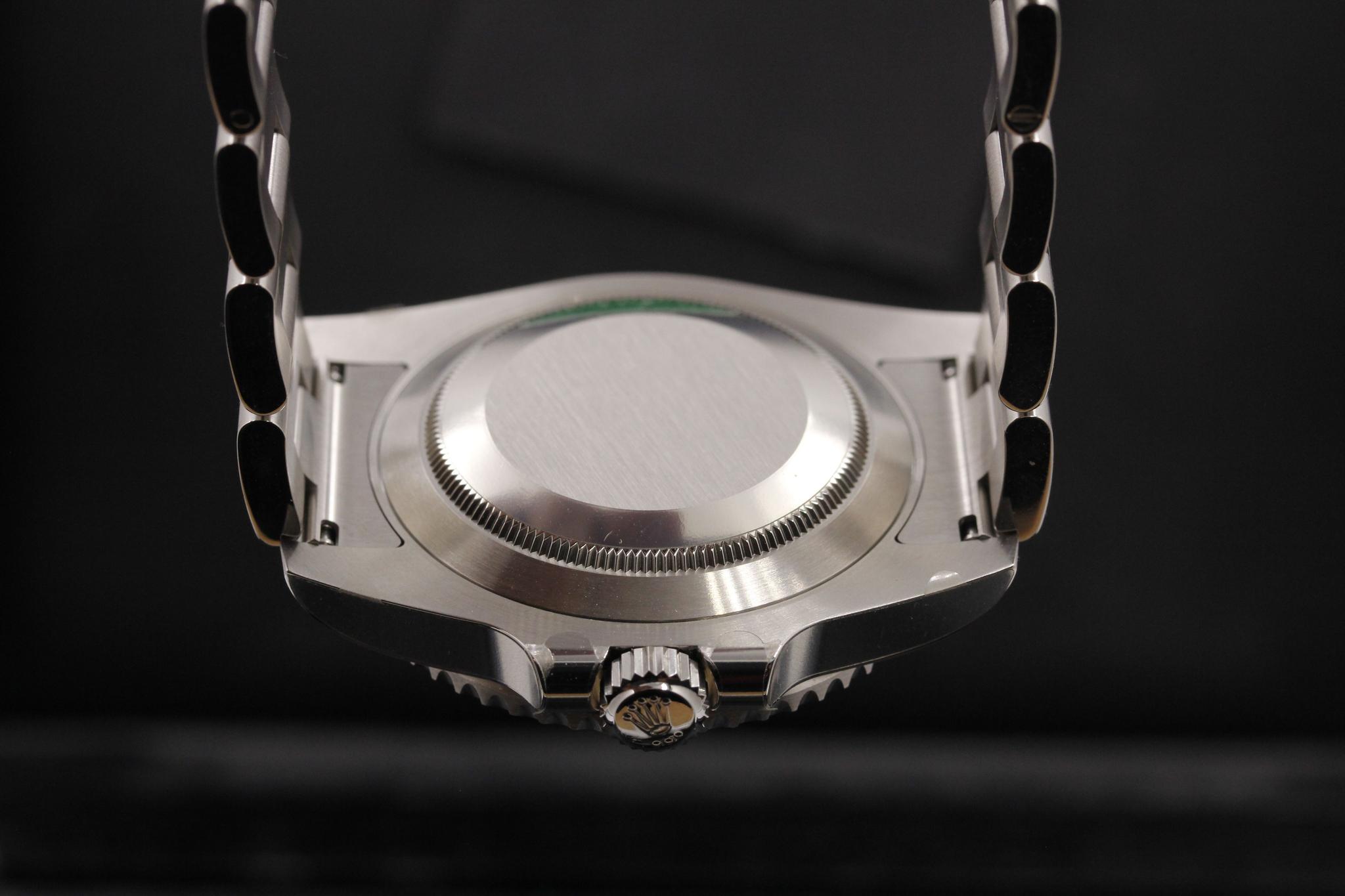 Watch Image 7