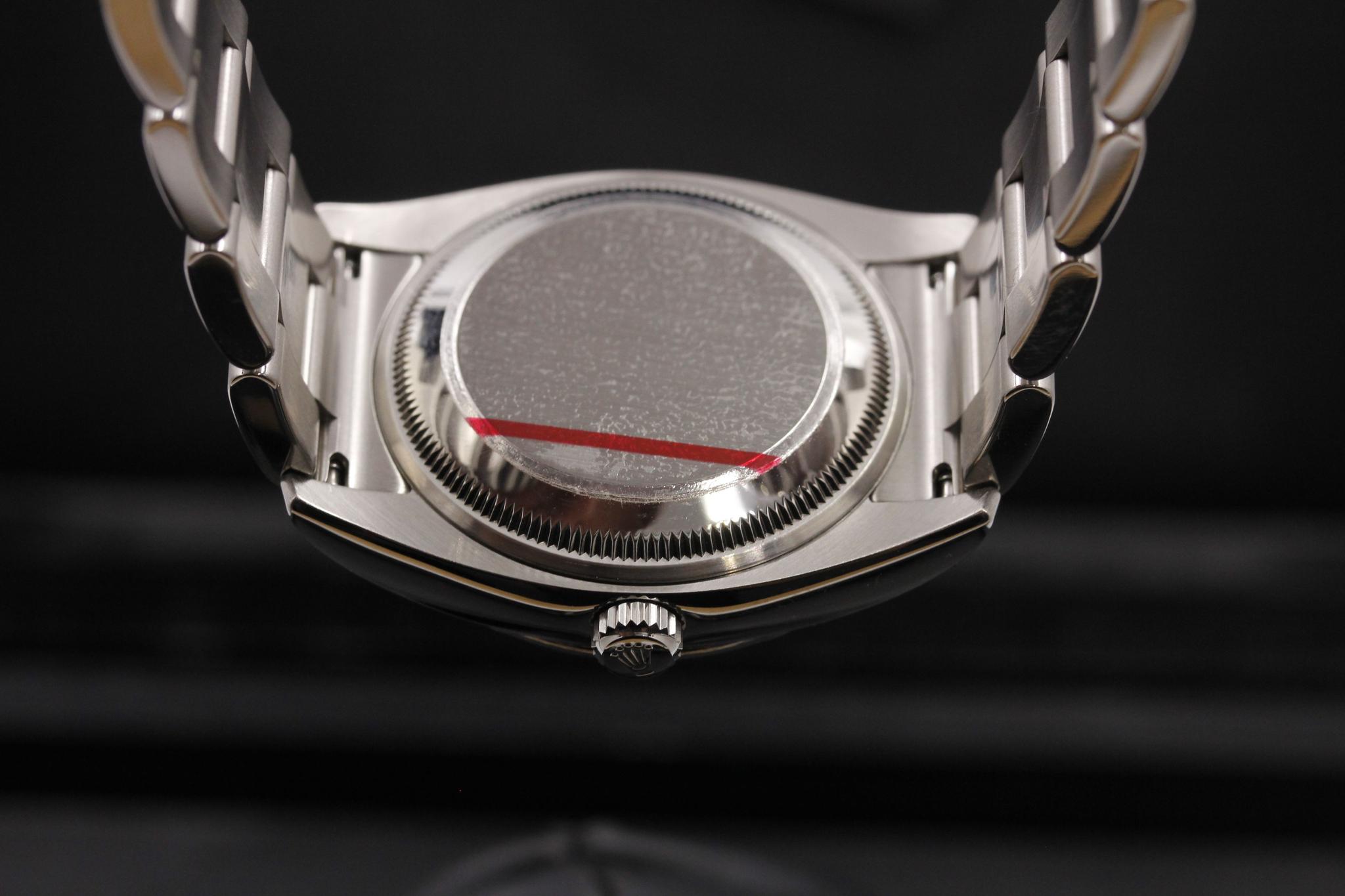 Watch Image 7