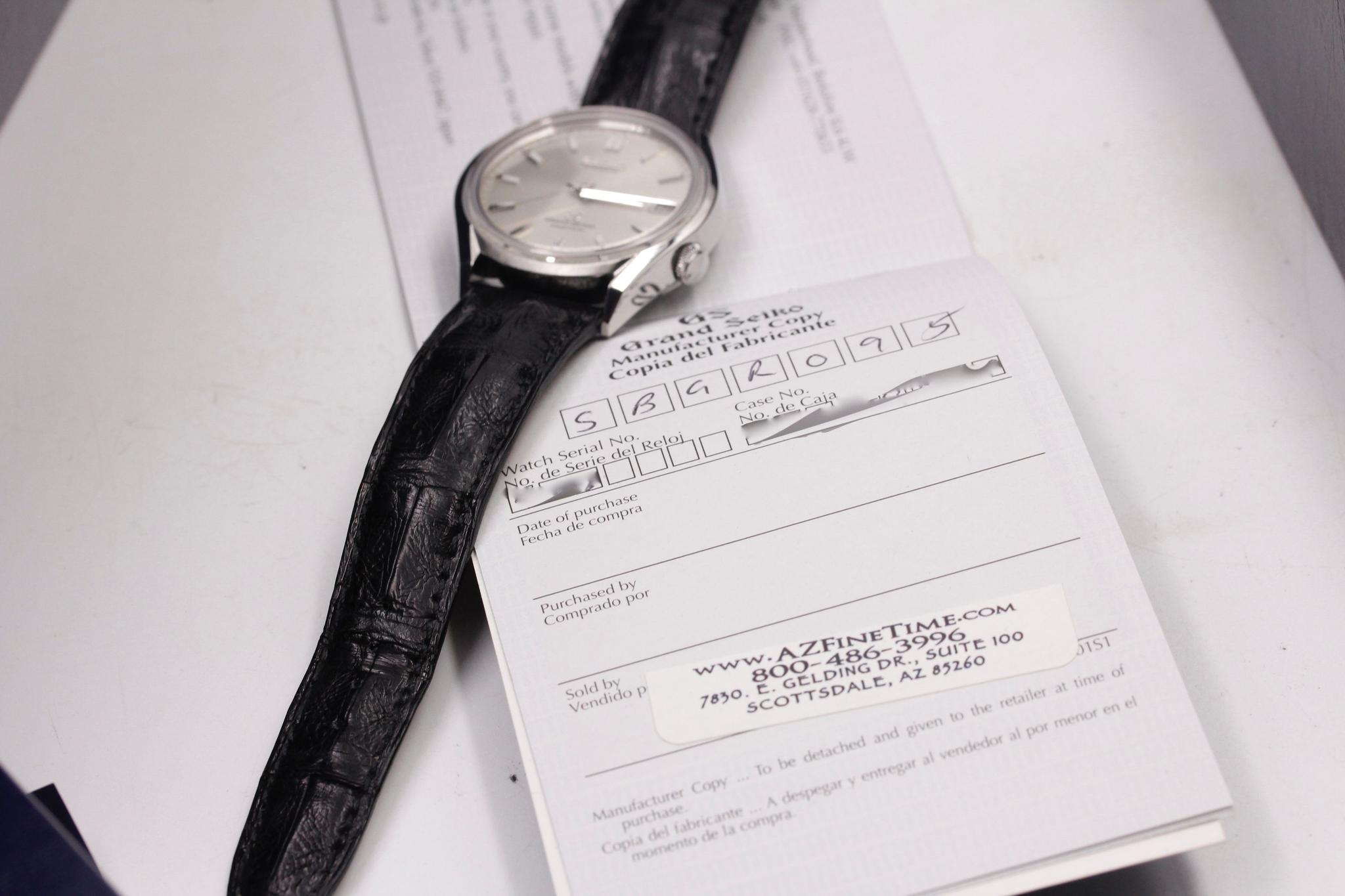 Watch Image 11