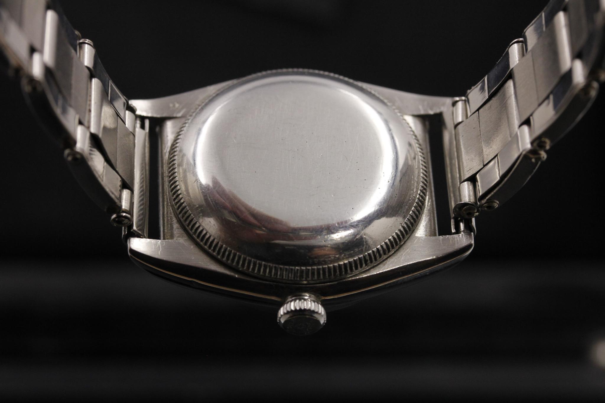 Watch Image 8