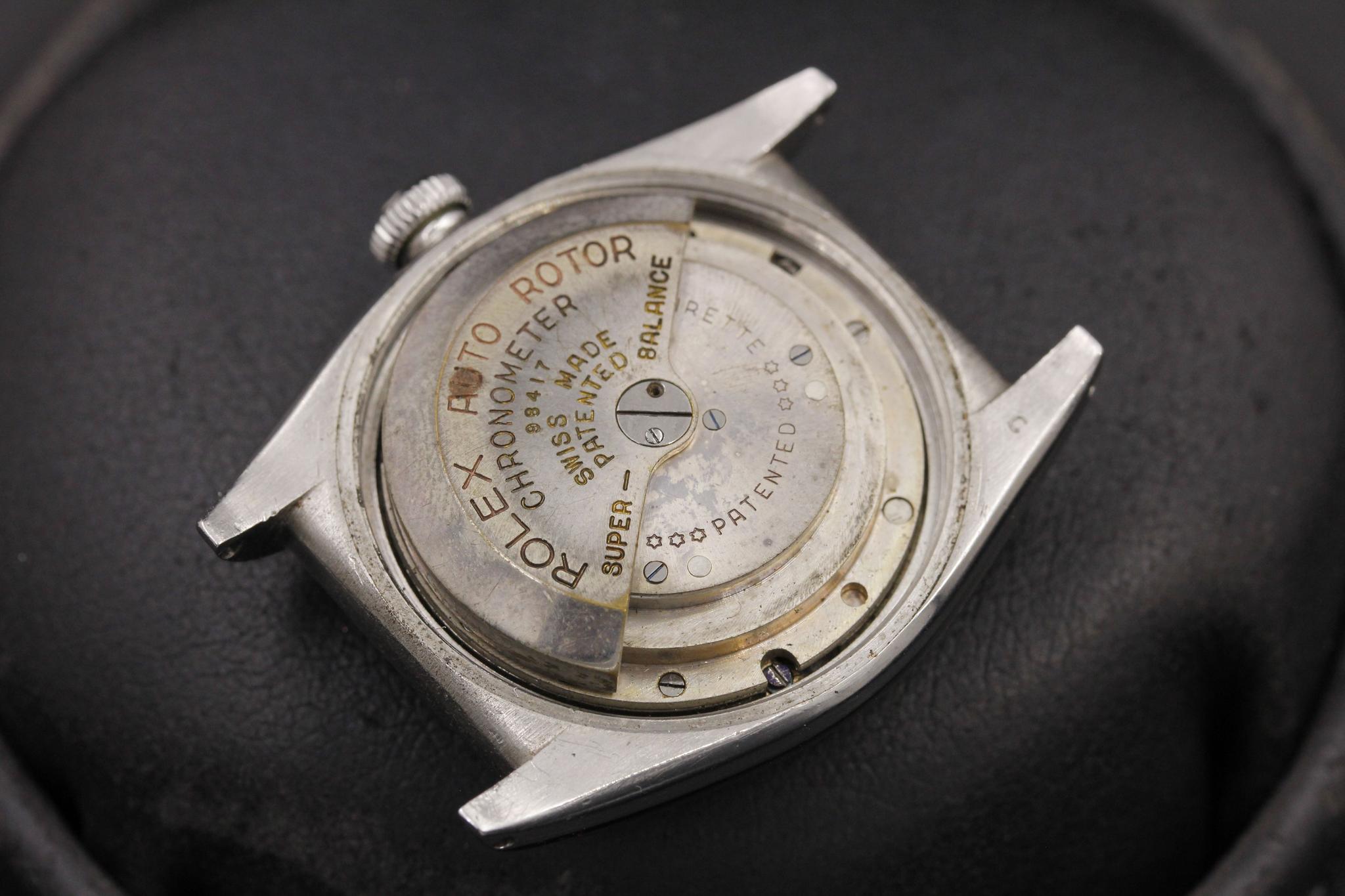 Watch Image 13