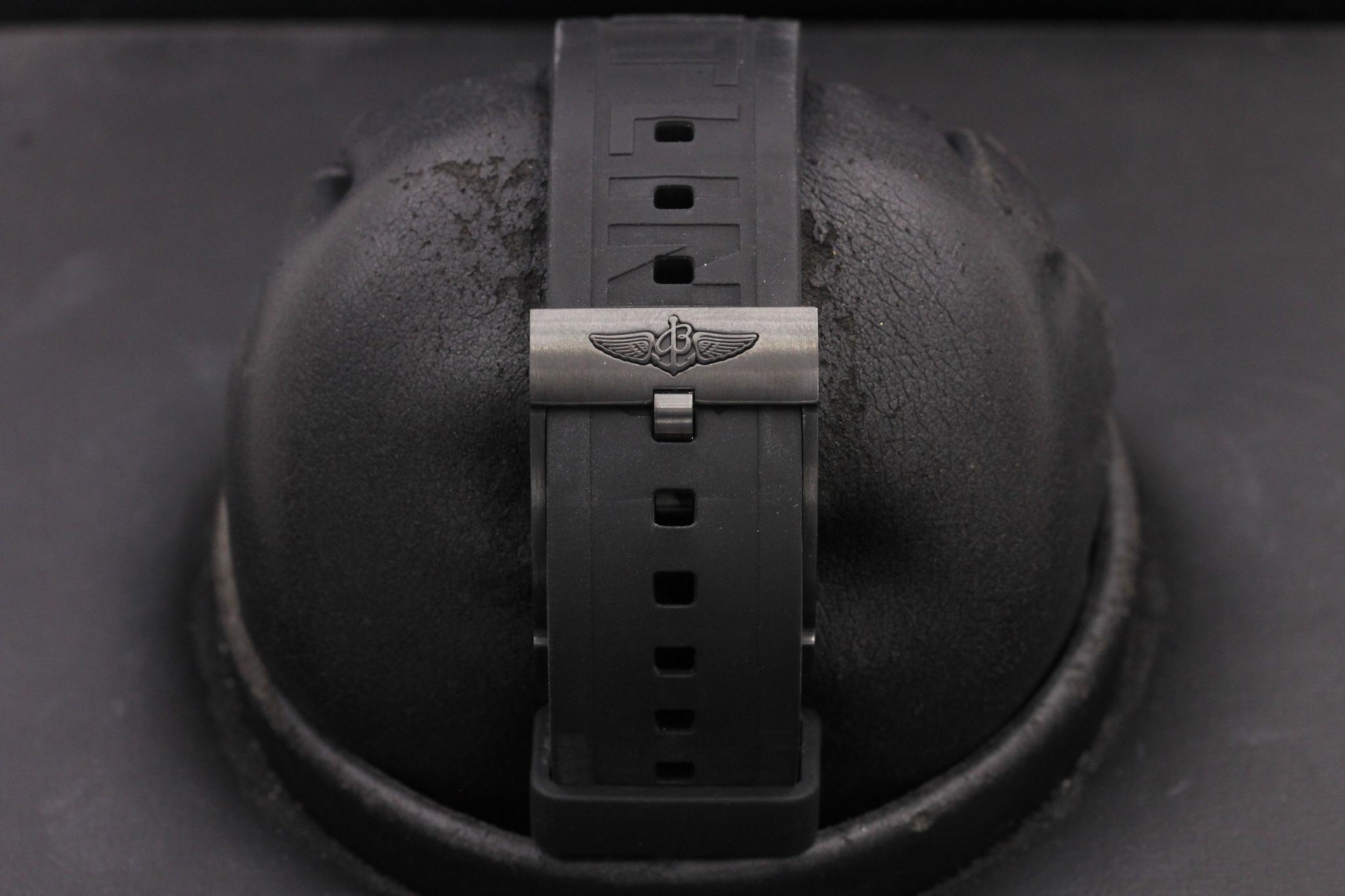 Watch Image 8