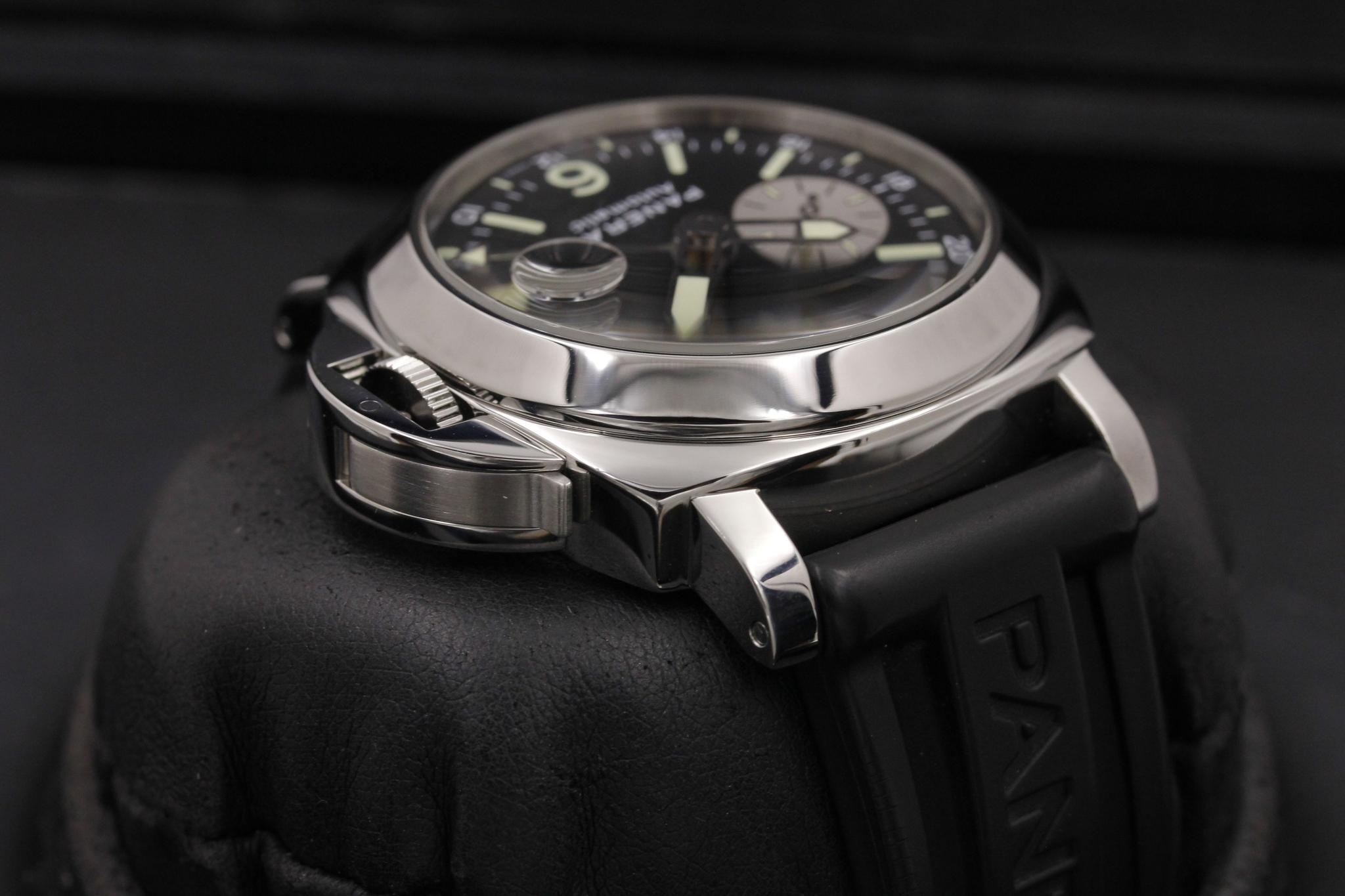 Watch Image 4