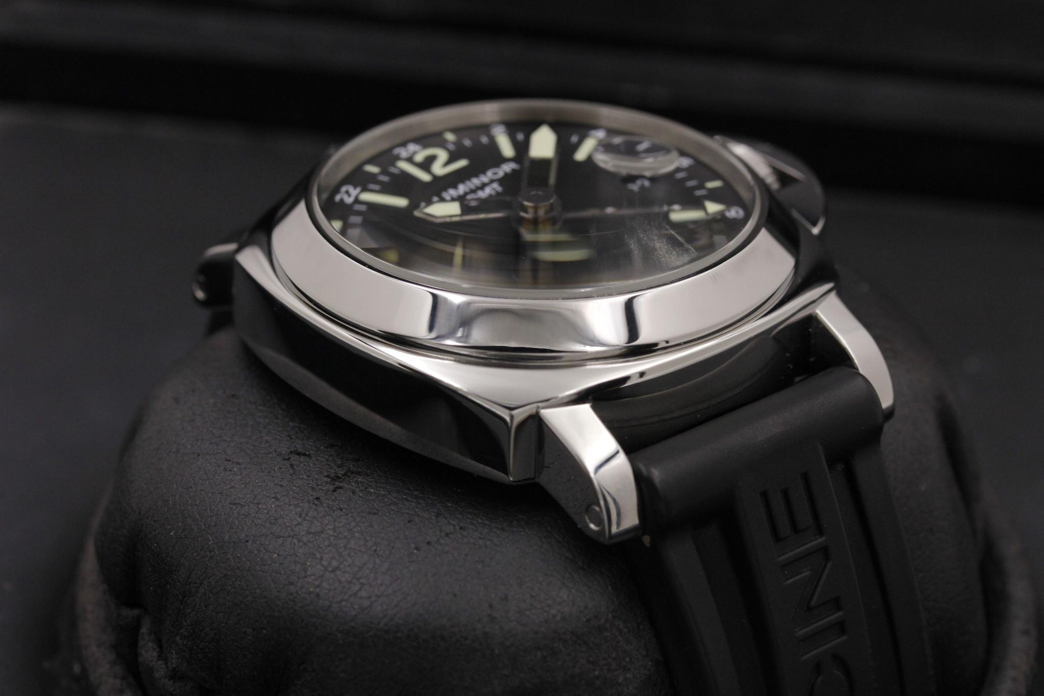 Watch Image 6