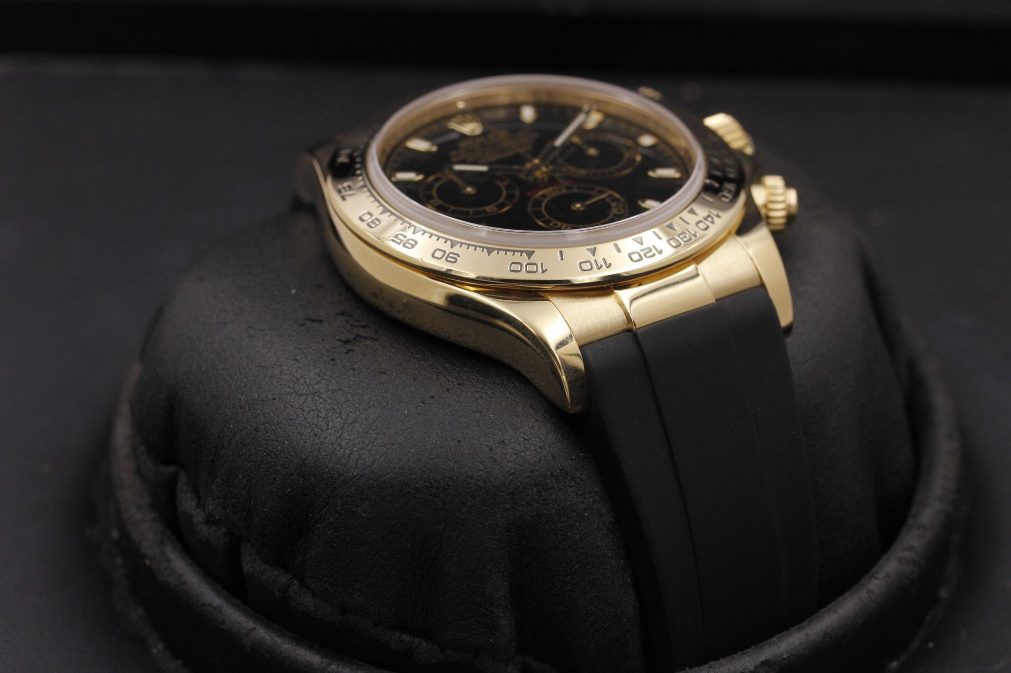 Watch Image 6