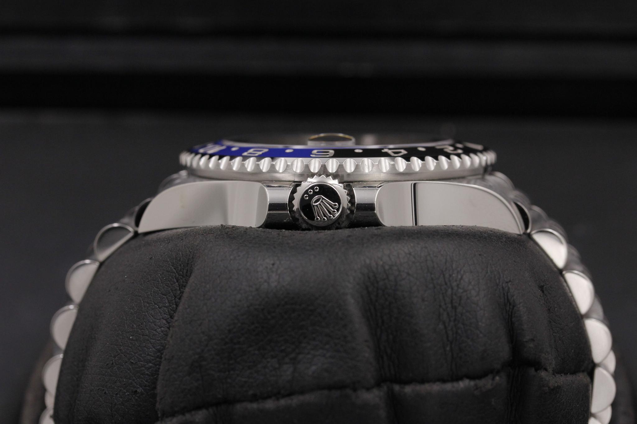 Watch Image 3