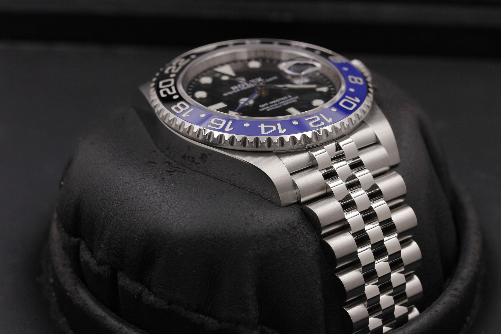 Watch Image 6