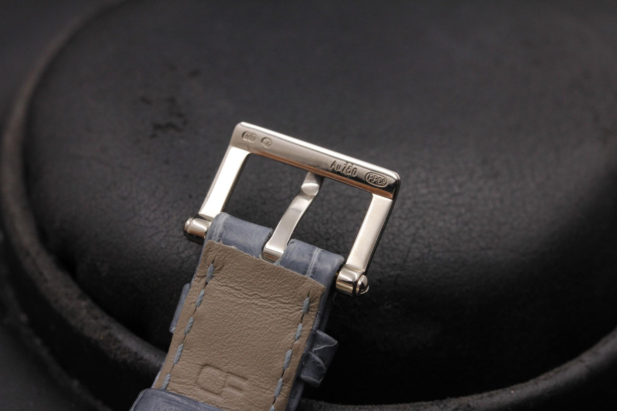 Watch Image 8
