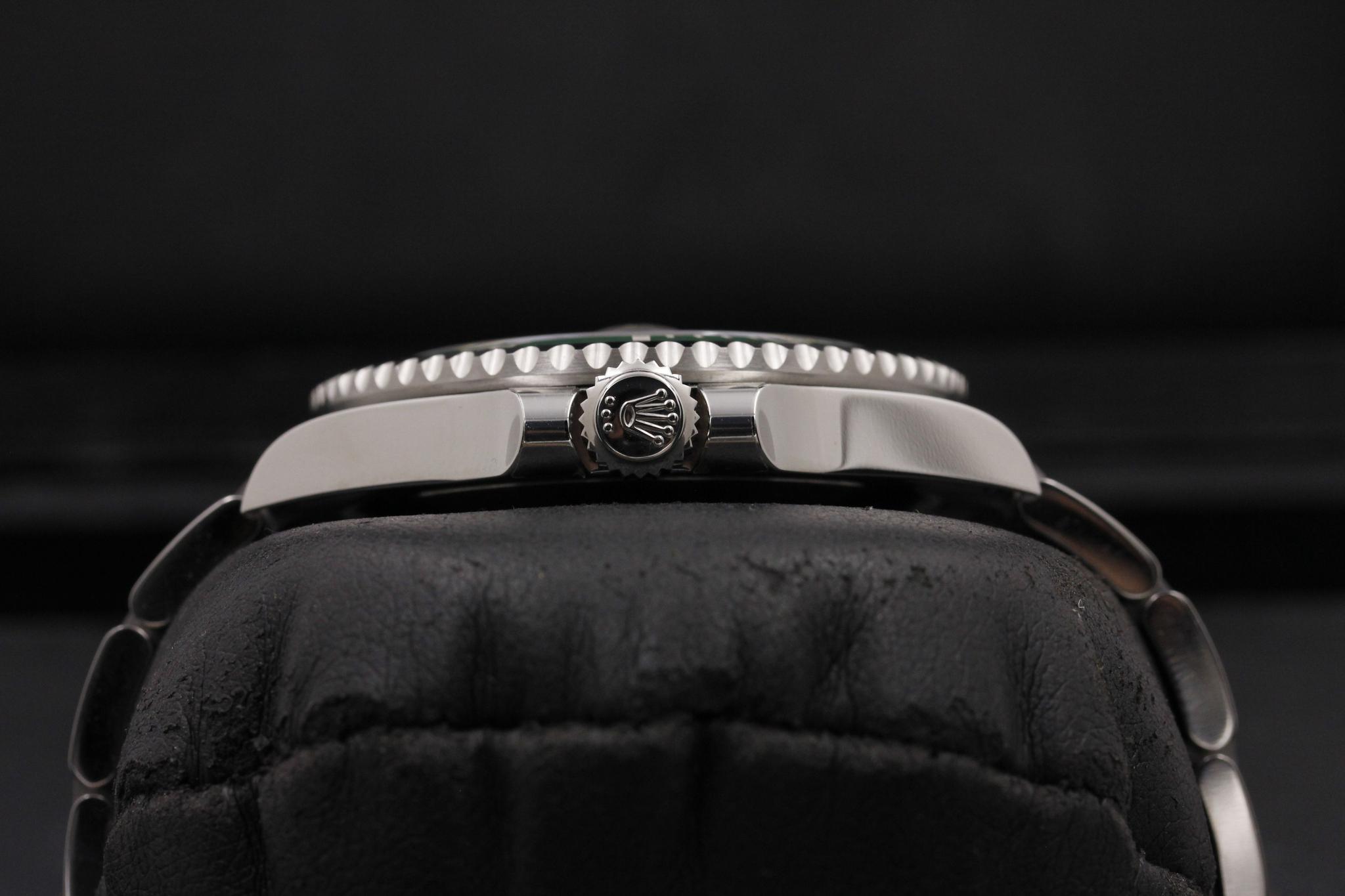 Watch Image 3