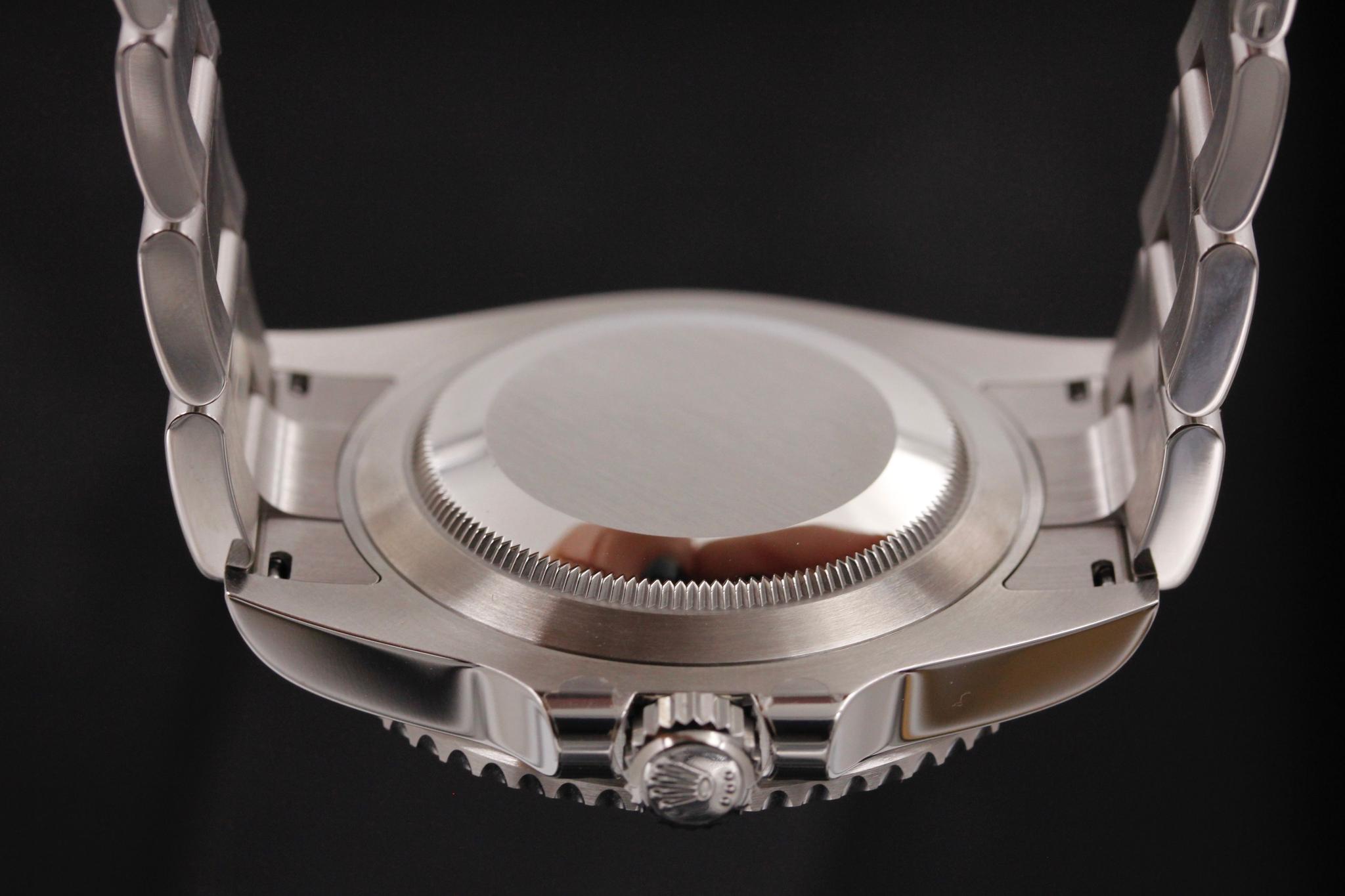 Watch Image 7