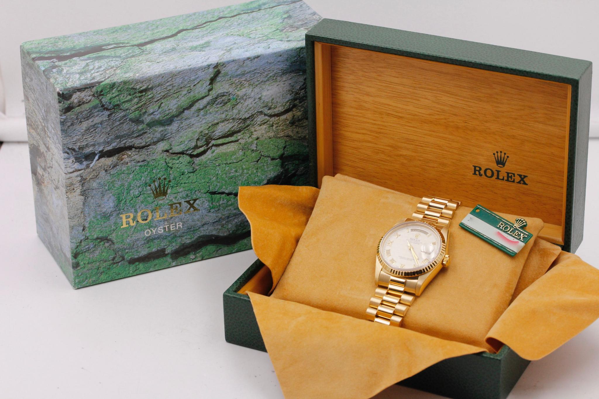 Watch Image 13