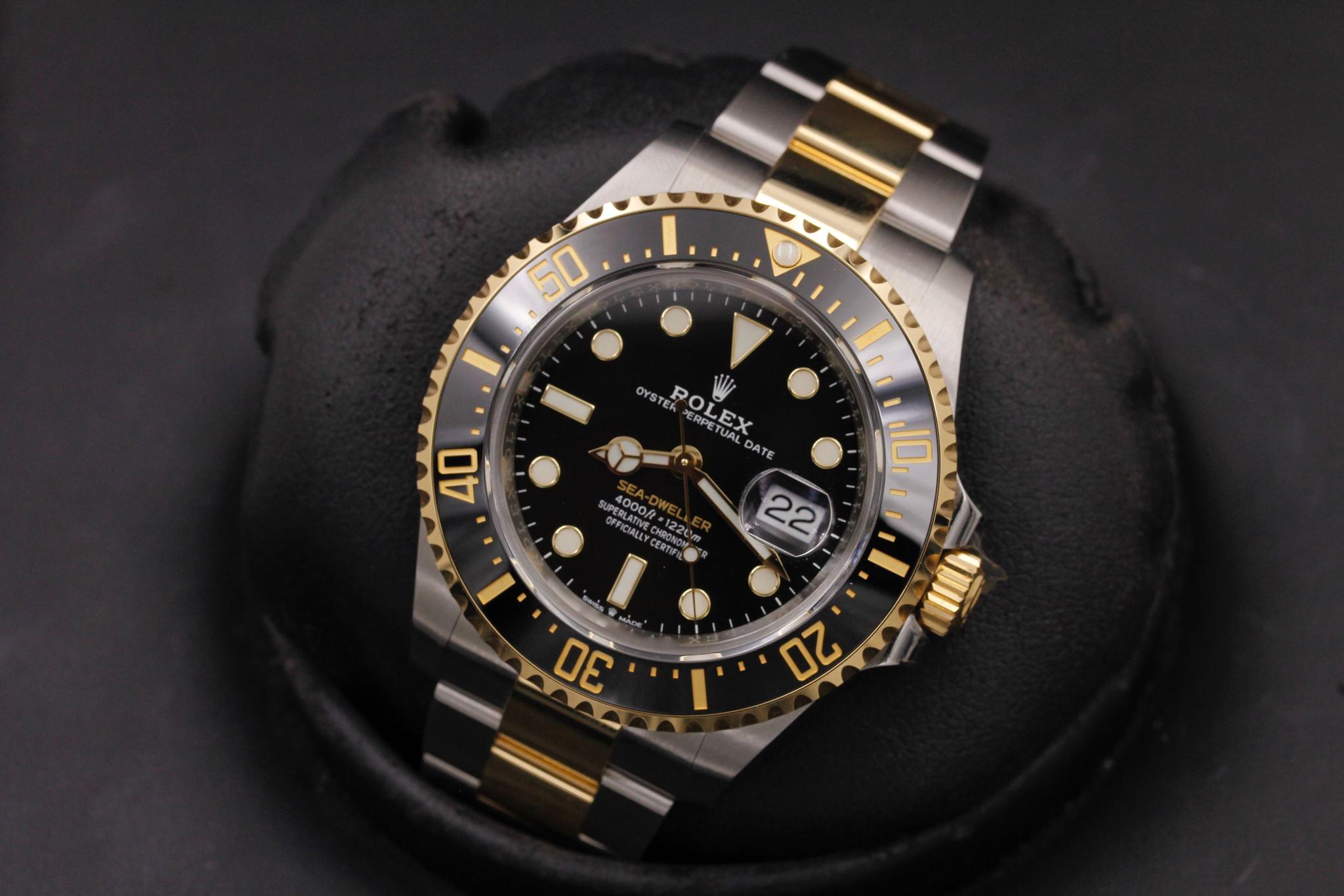 Watch Image 9