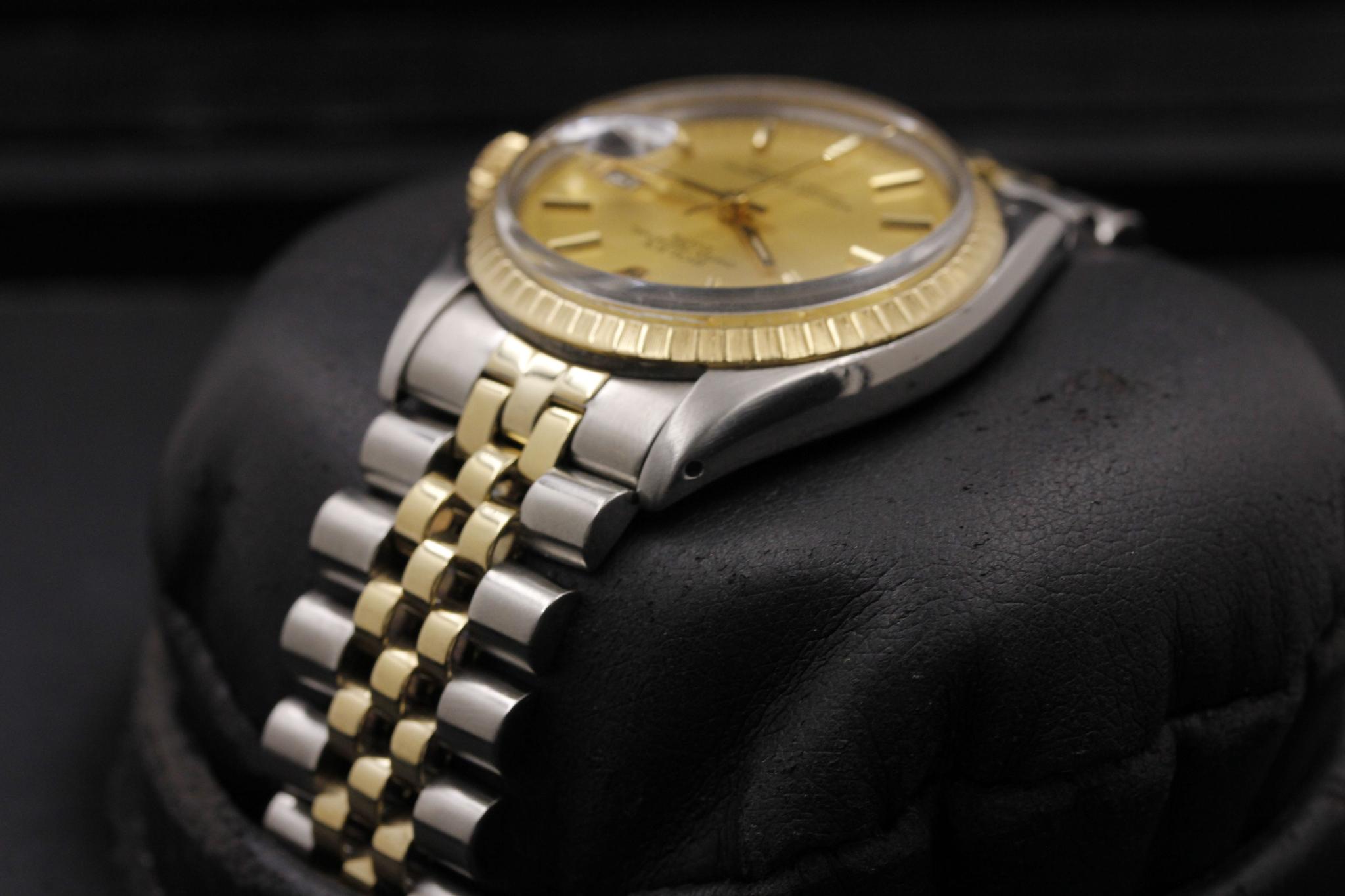 Watch Image 5