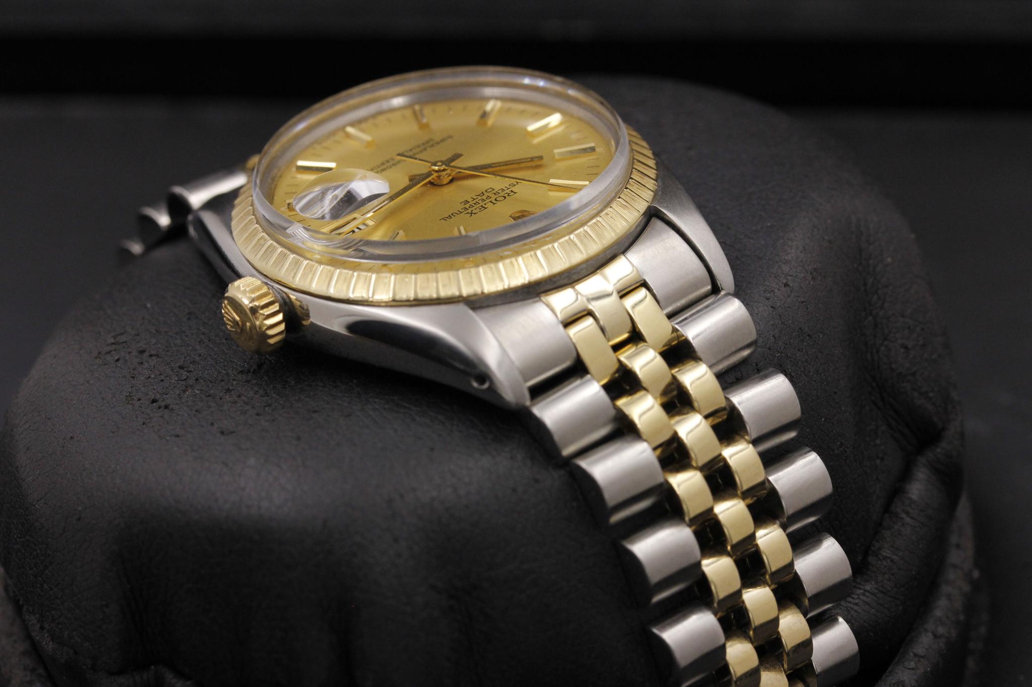Watch Image 4