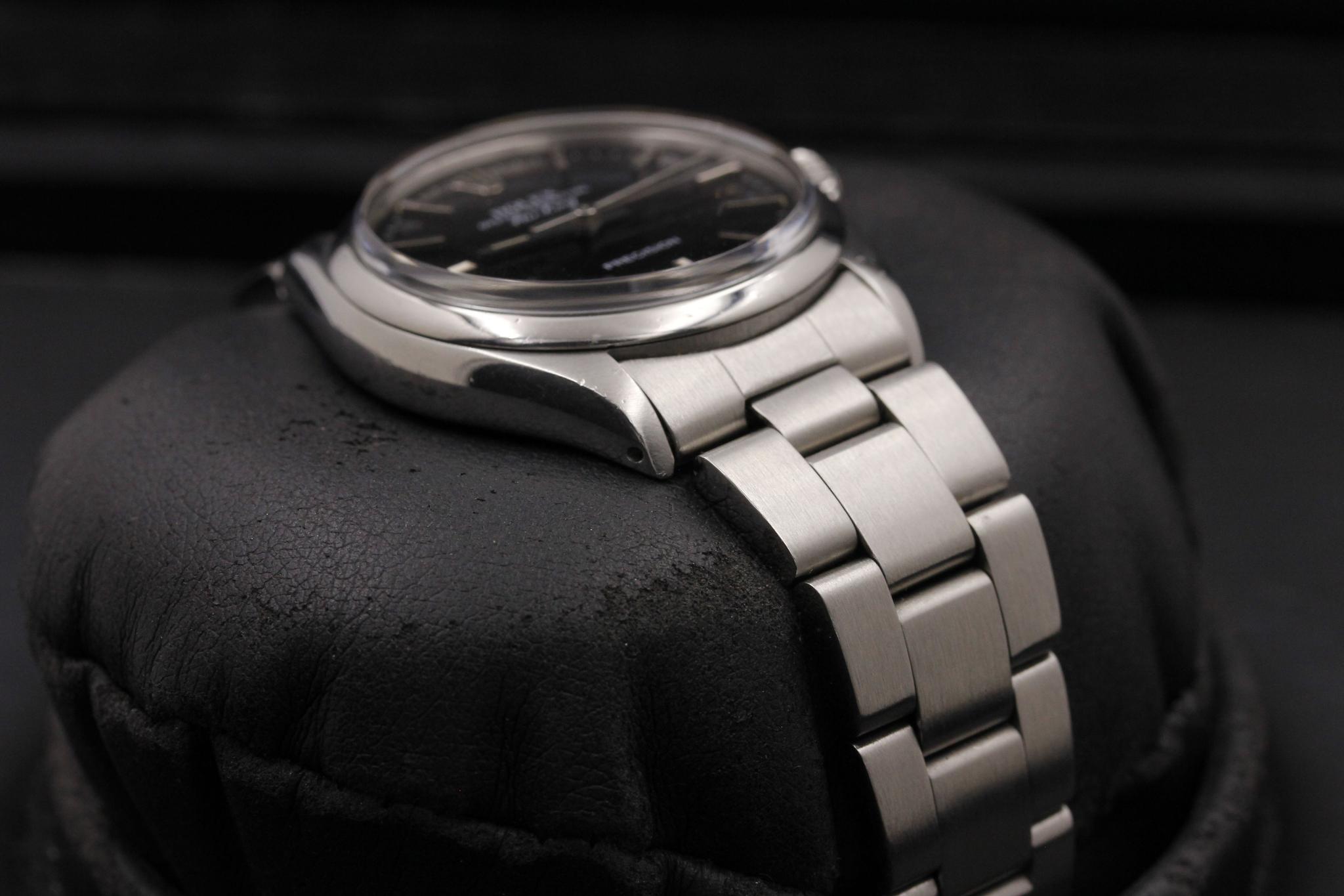 Watch Image 6
