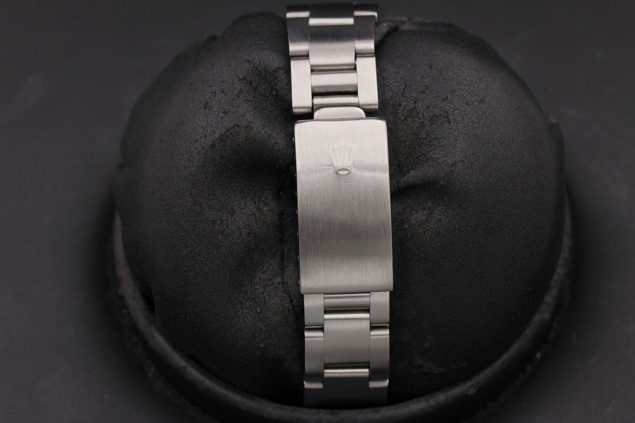 Watch Image 8