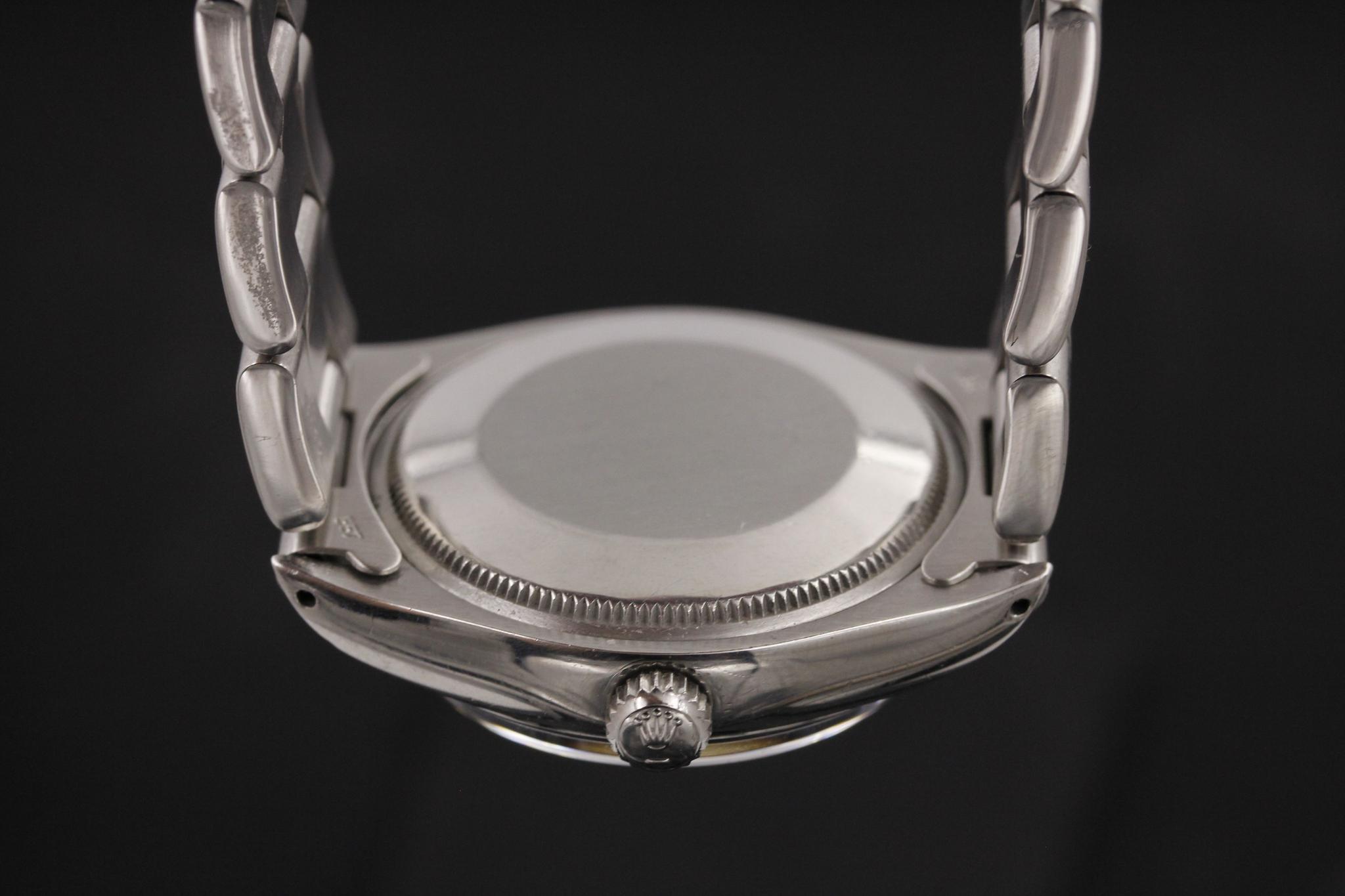 Watch Image 7