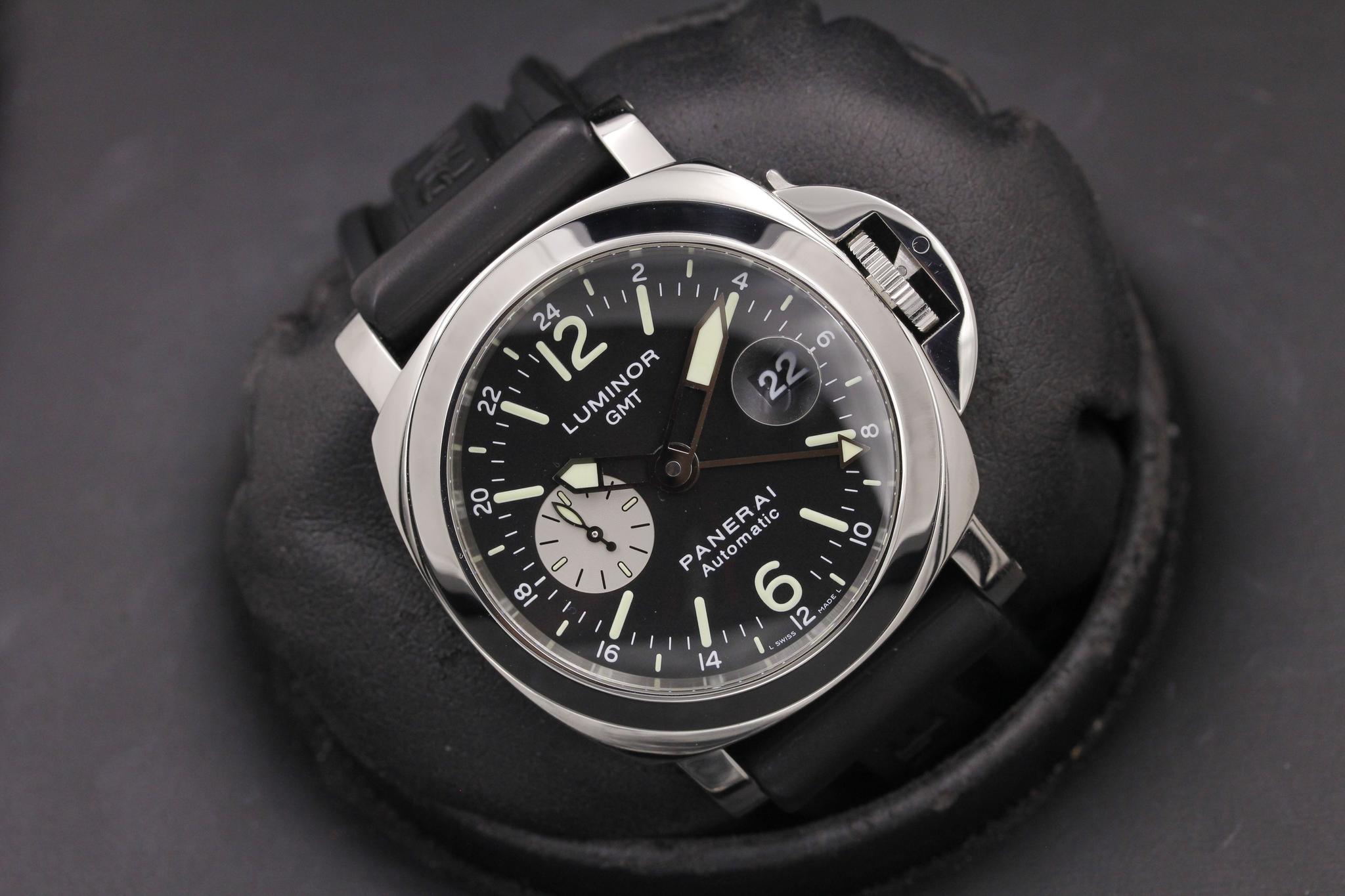 Watch Image 10