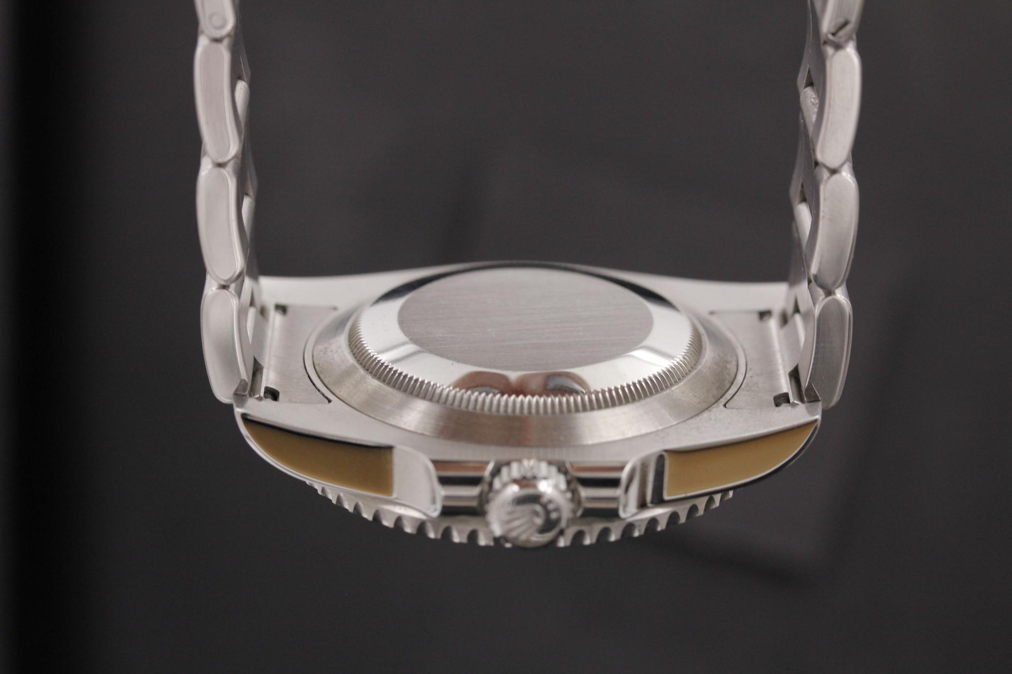 Watch Image 7