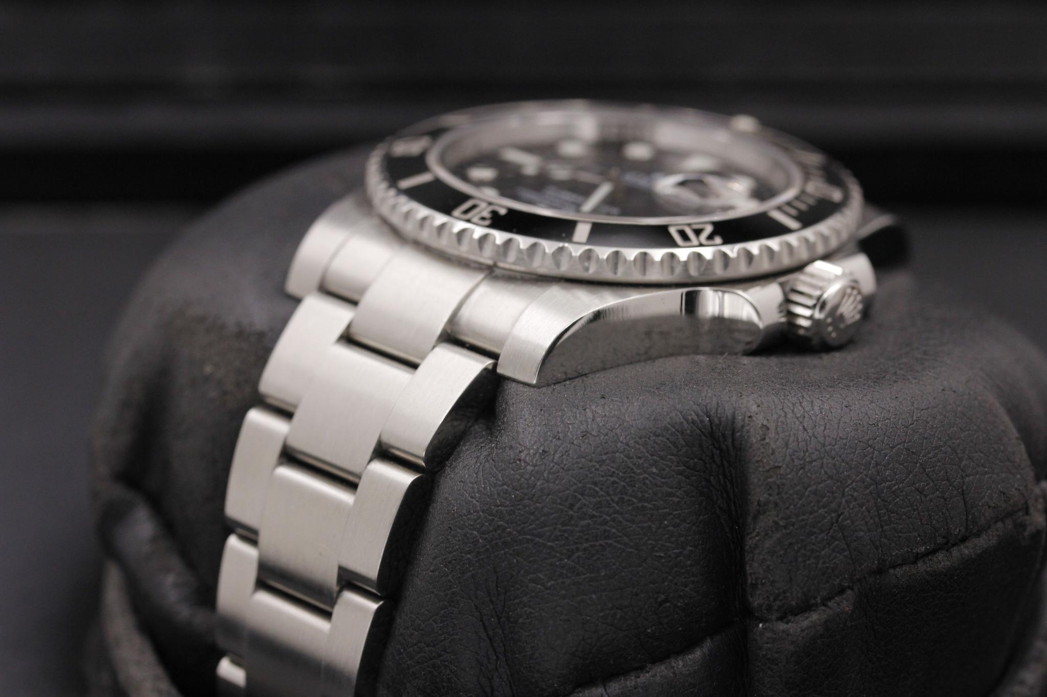 Watch Image 2
