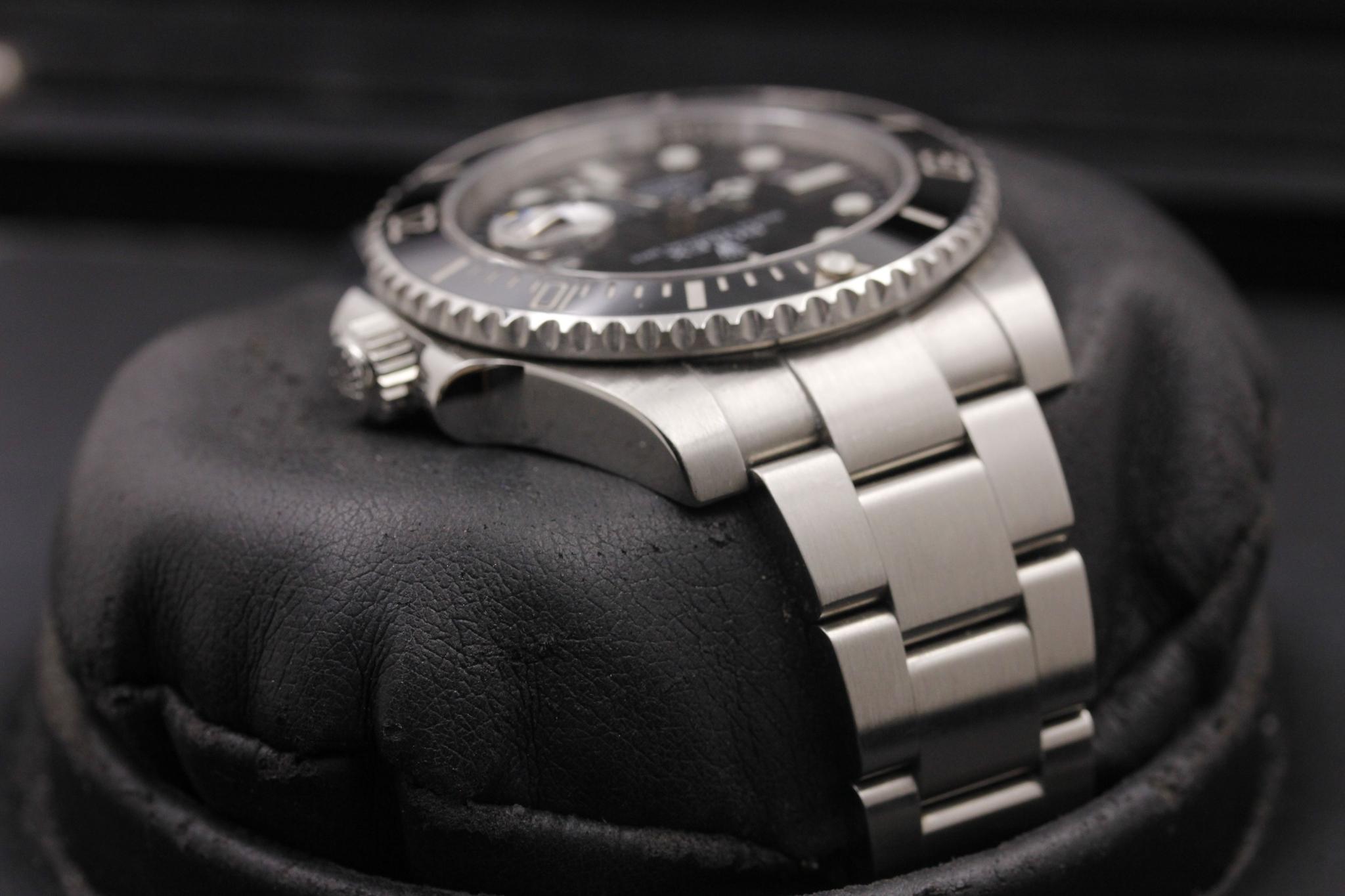 Watch Image 4