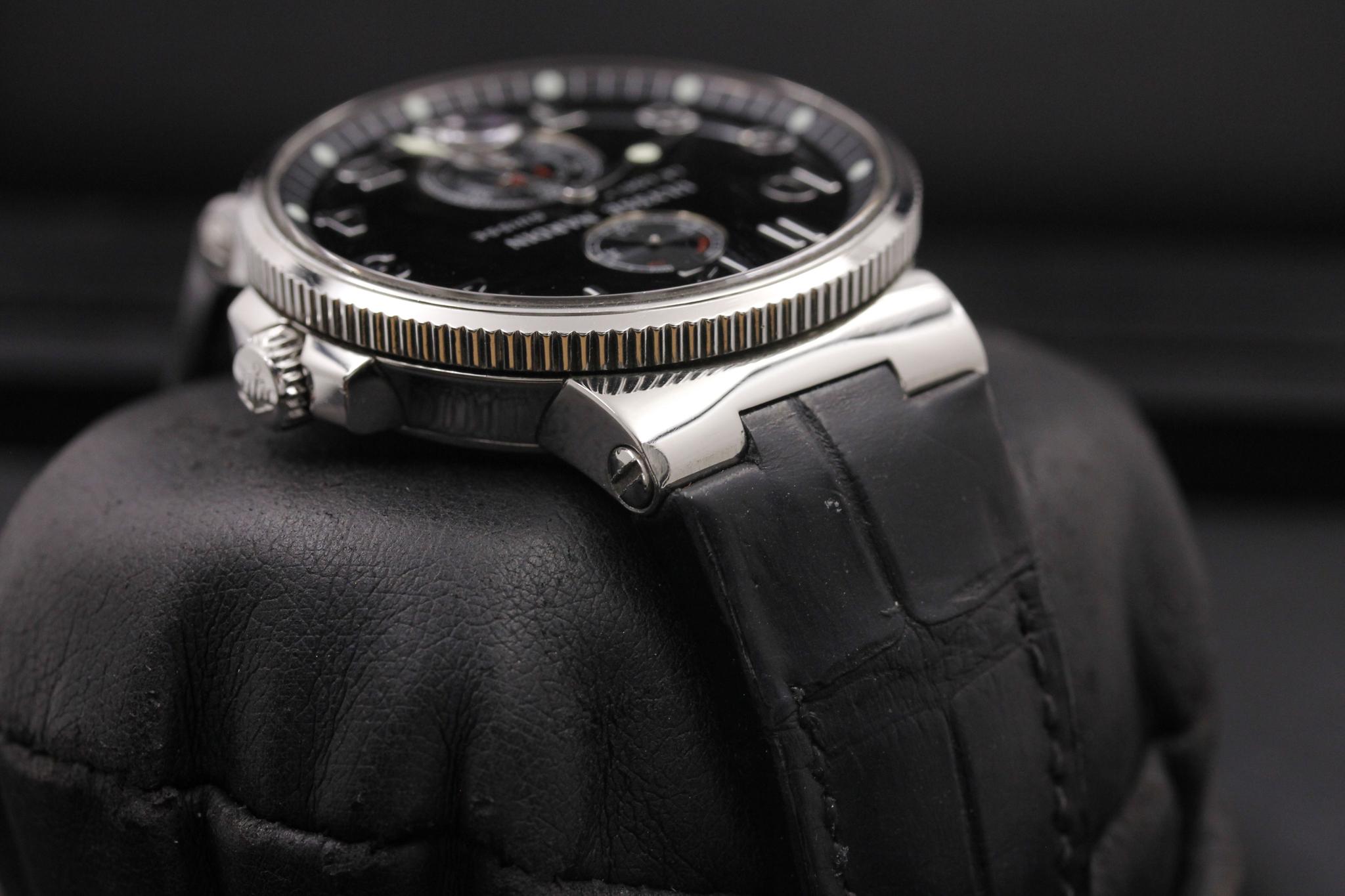 Watch Image 4