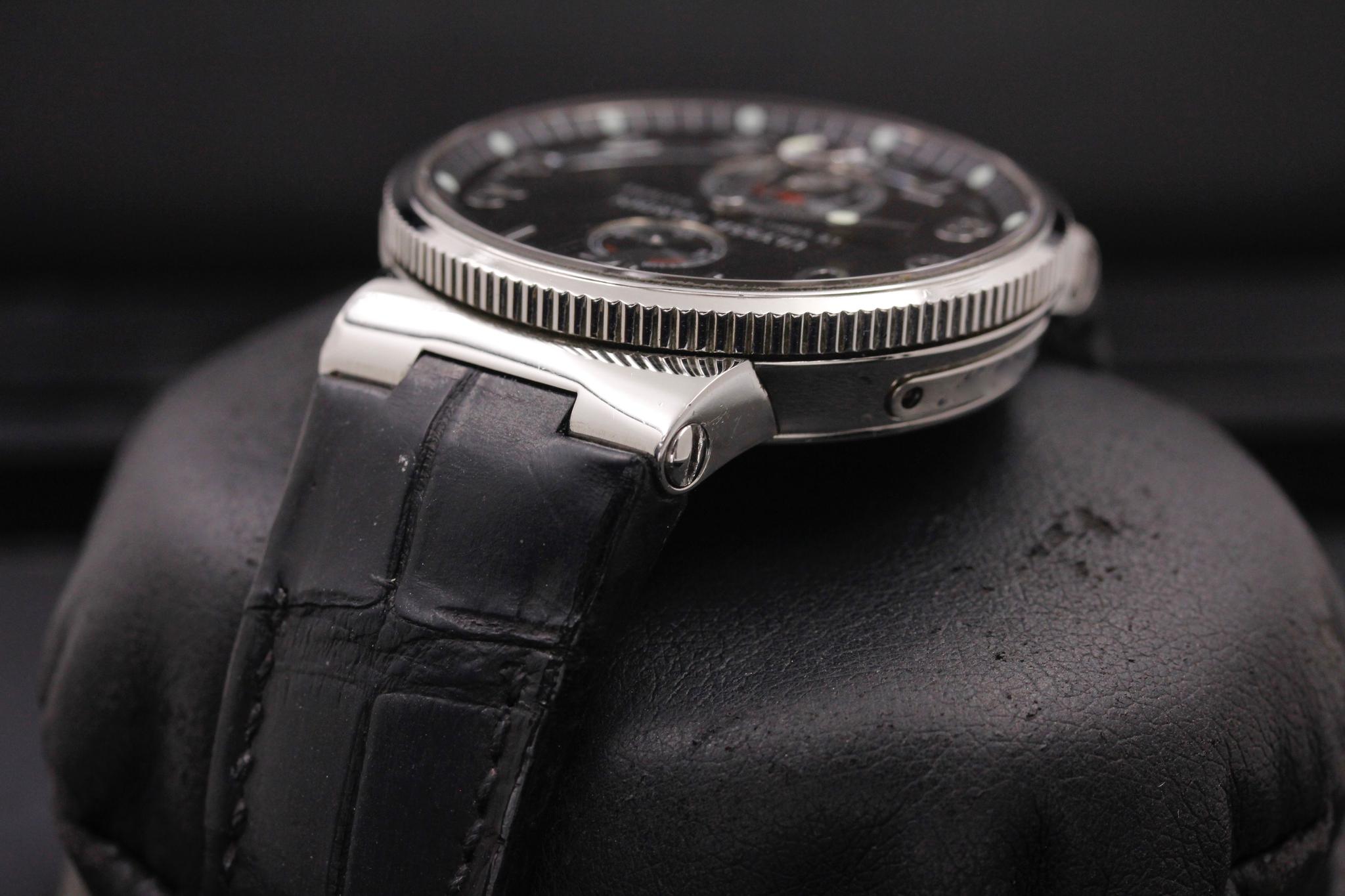 Watch Image 5