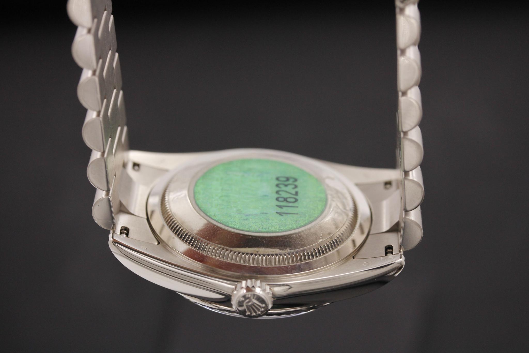 Watch Image 7