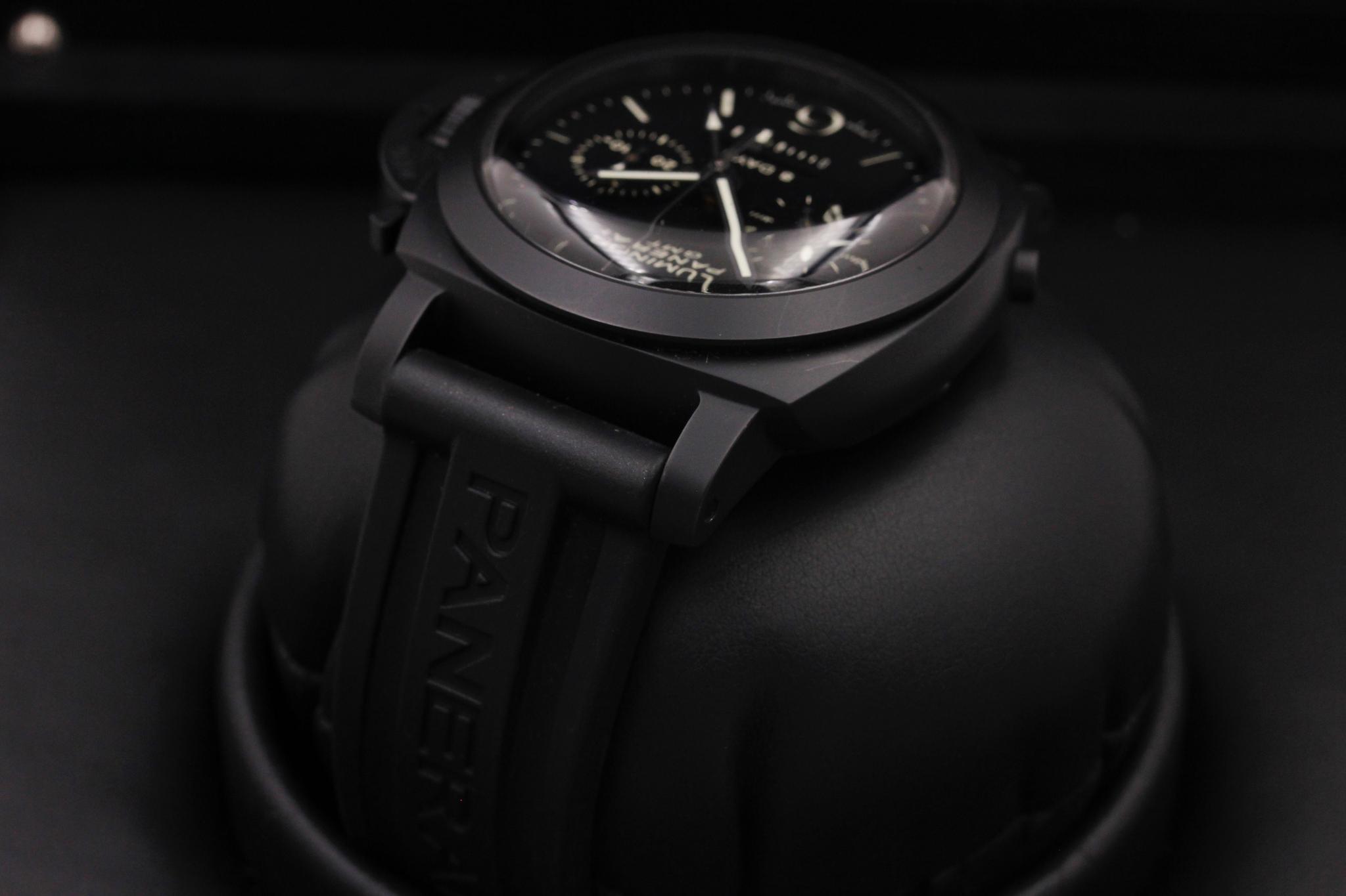 Watch Image 6
