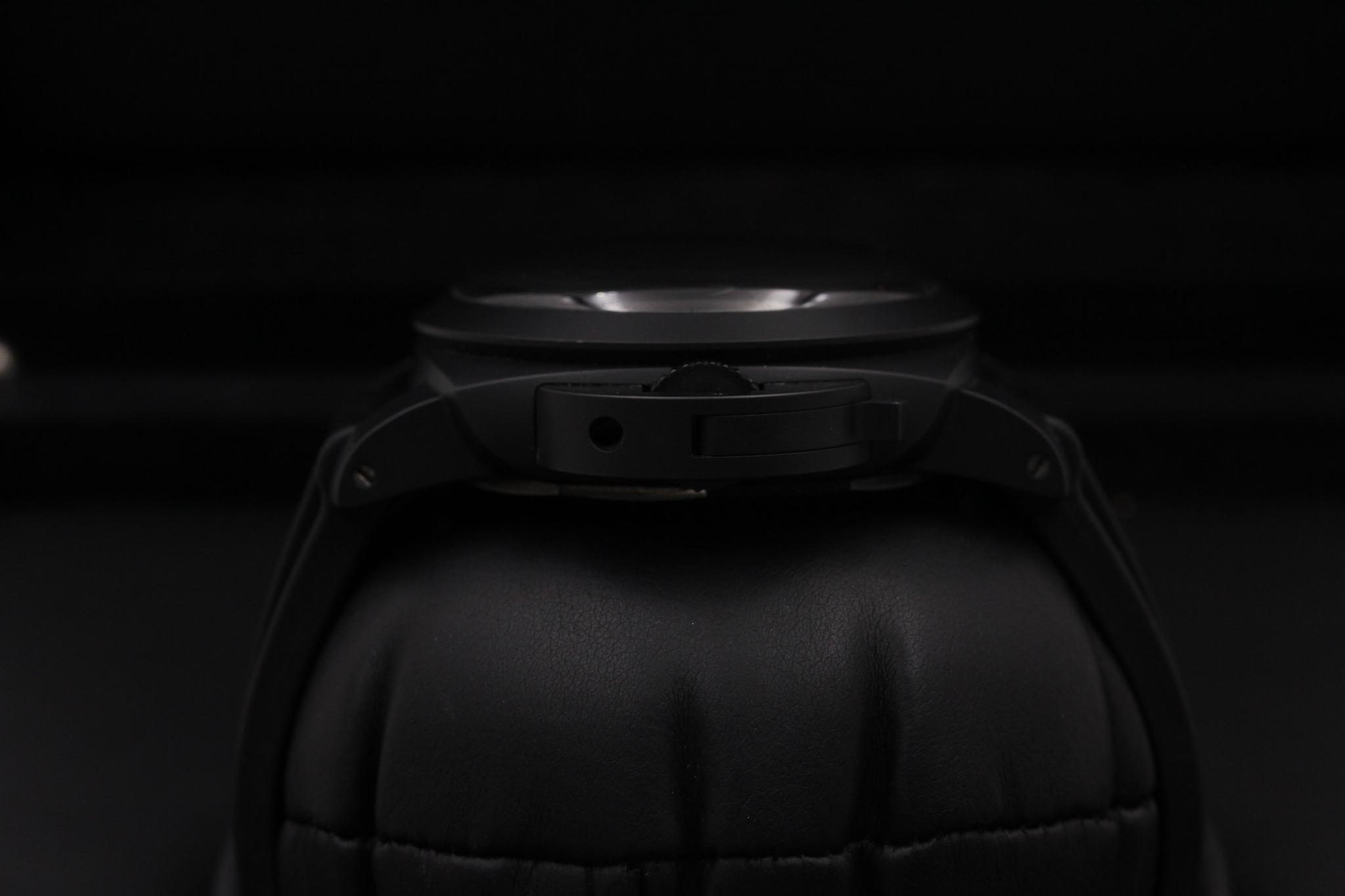 Watch Image 3