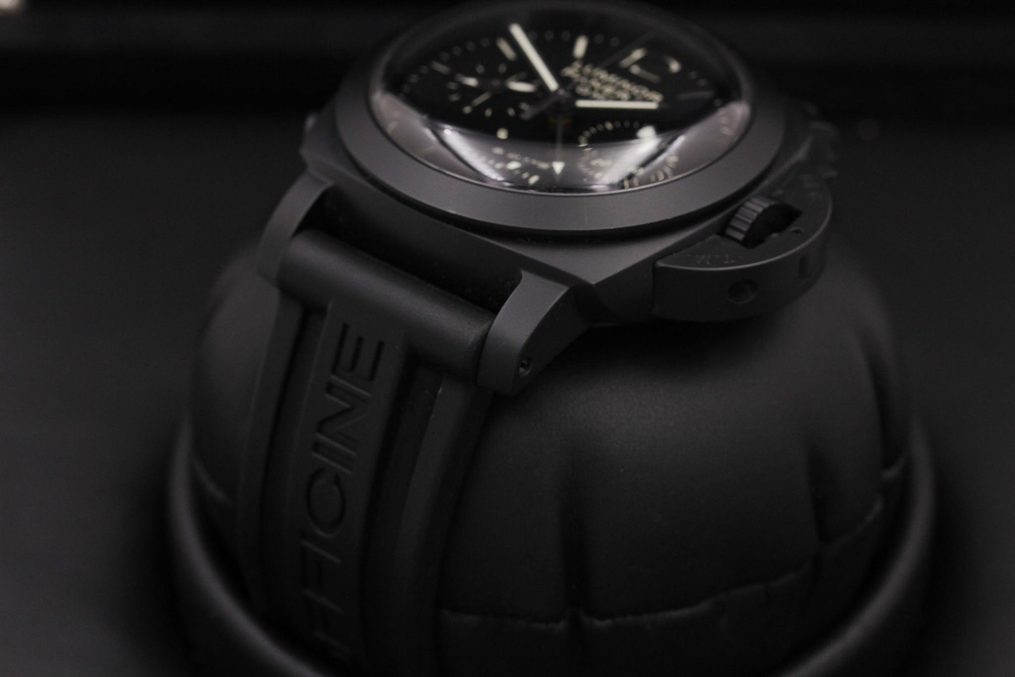 Watch Image 2