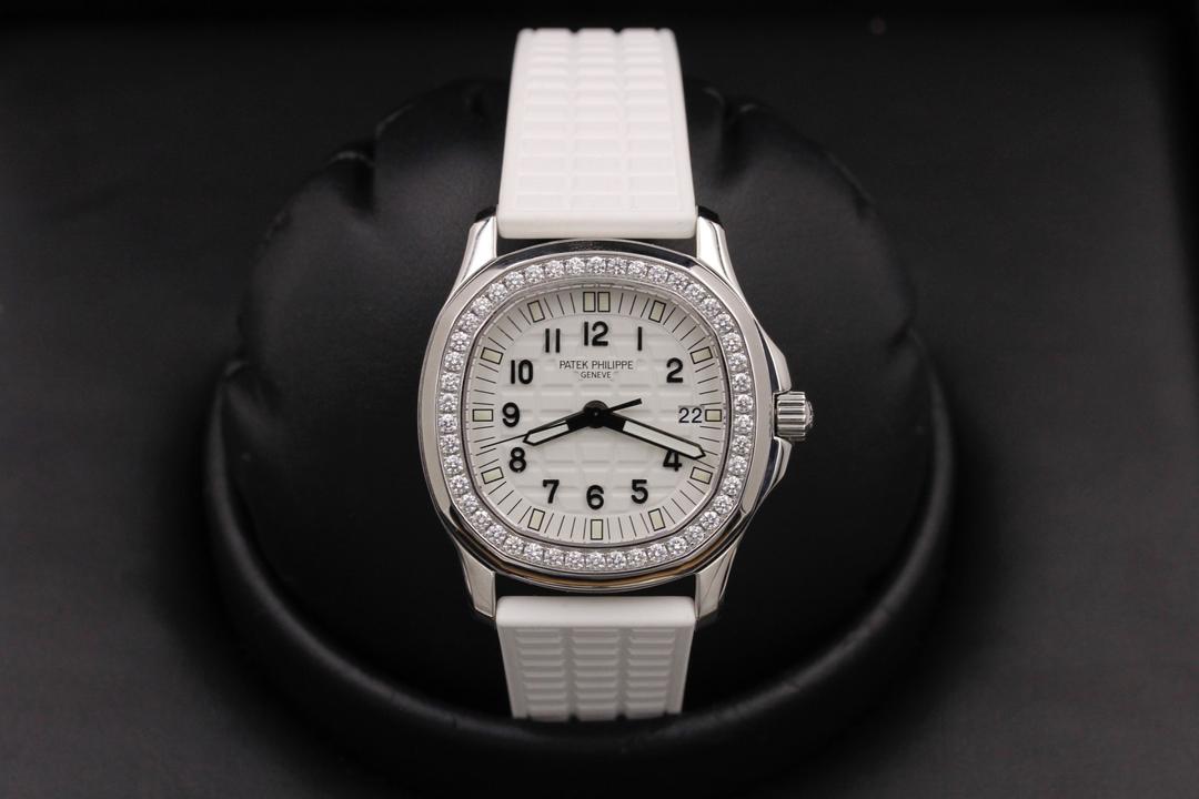 Patek Philippe Aquanaut 5067