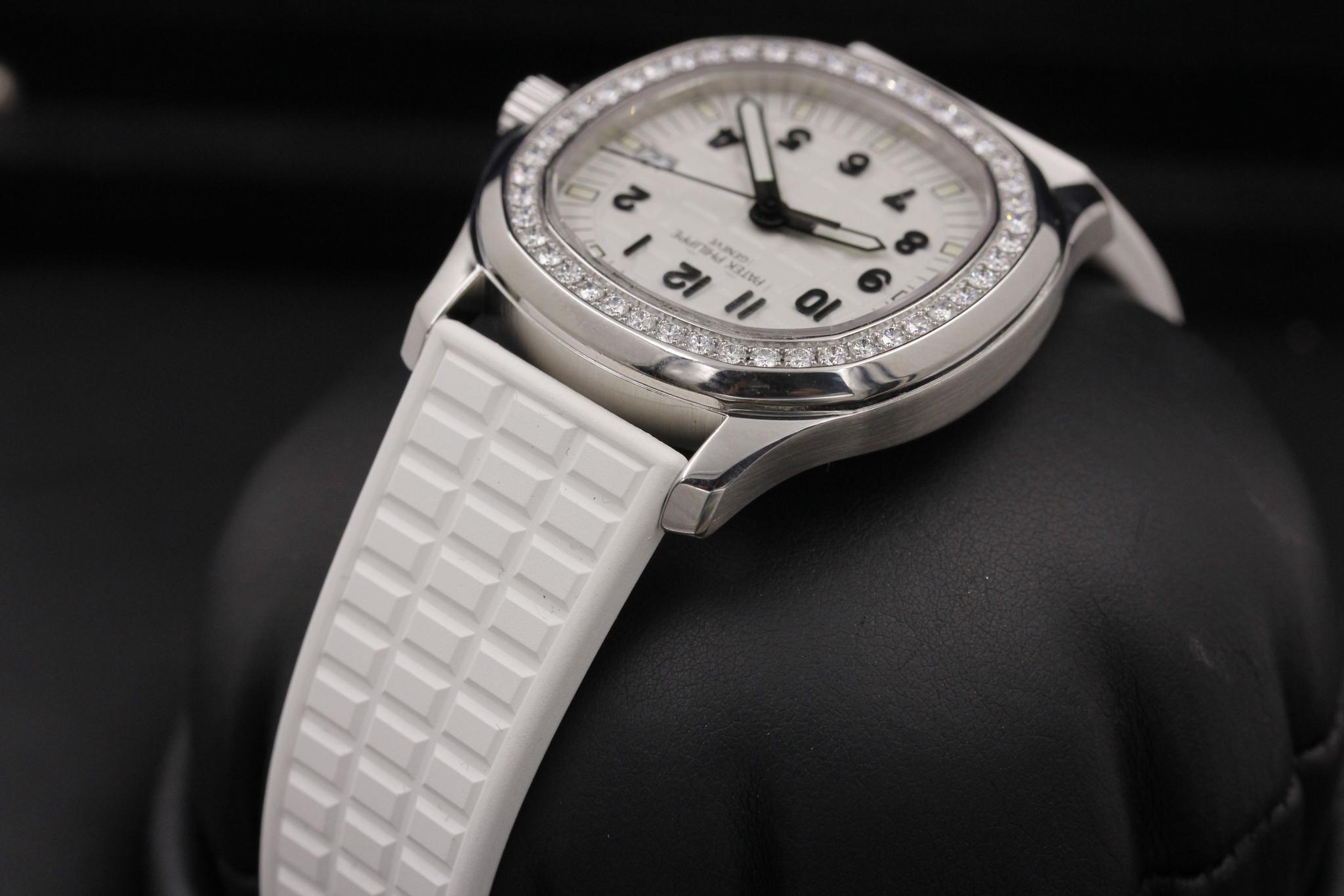 Watch Image 5