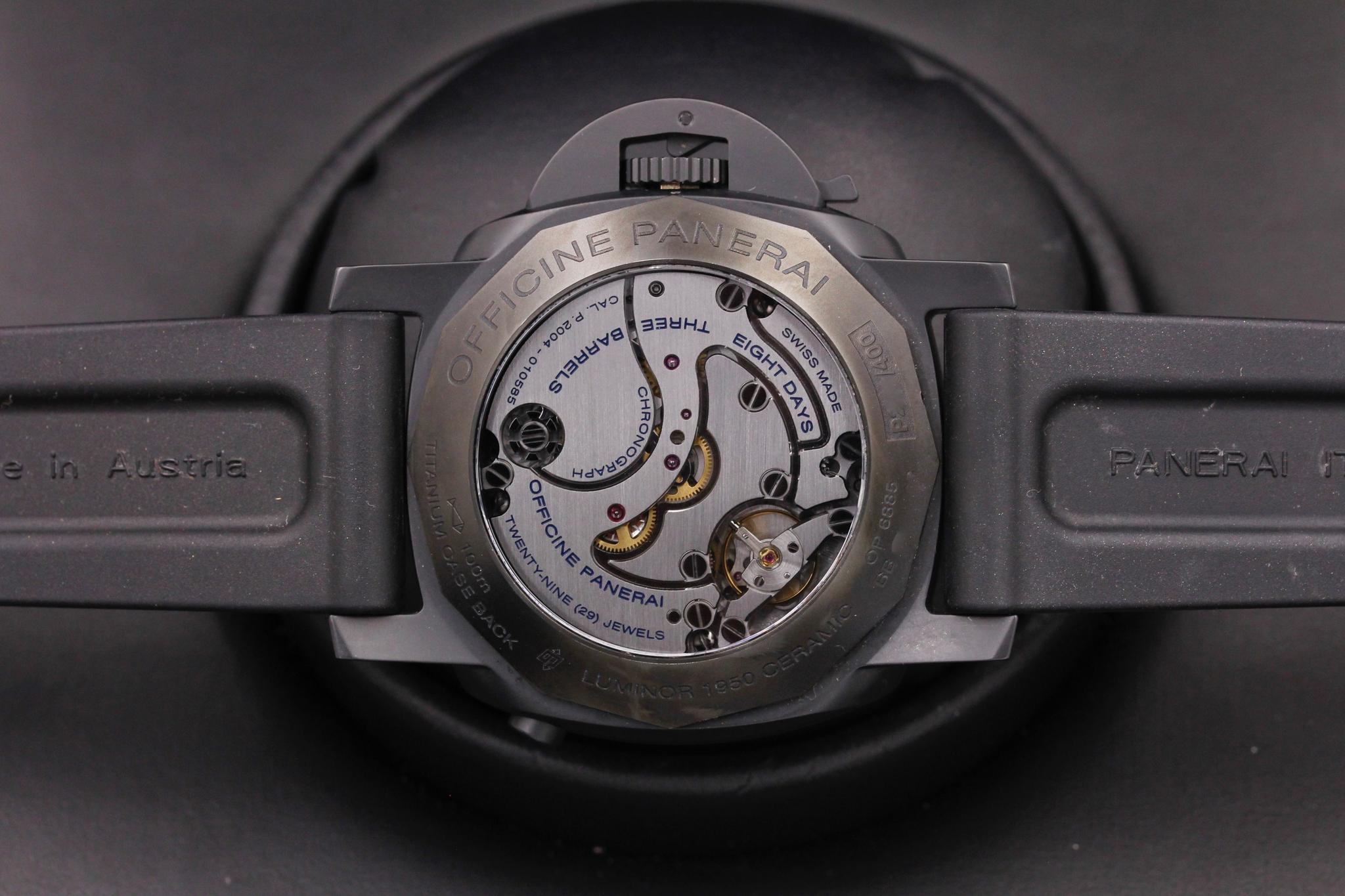 Watch Image 7
