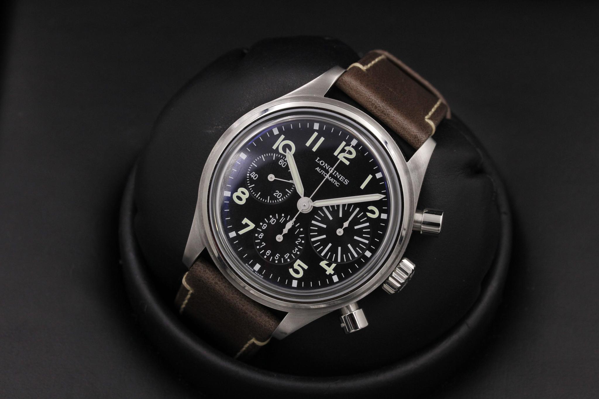 Watch Image 10