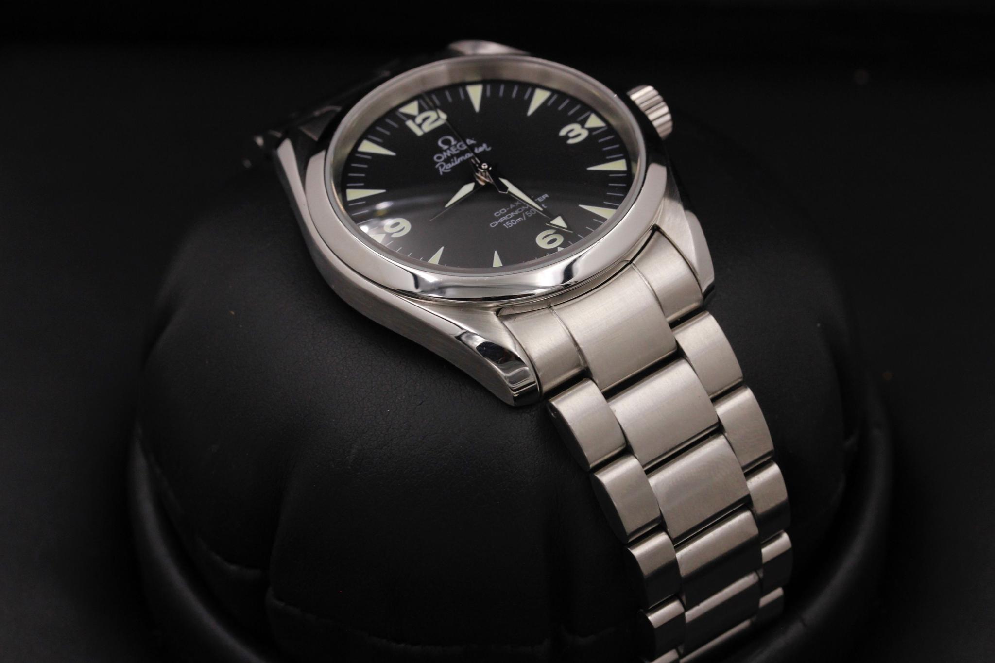Watch Image 6