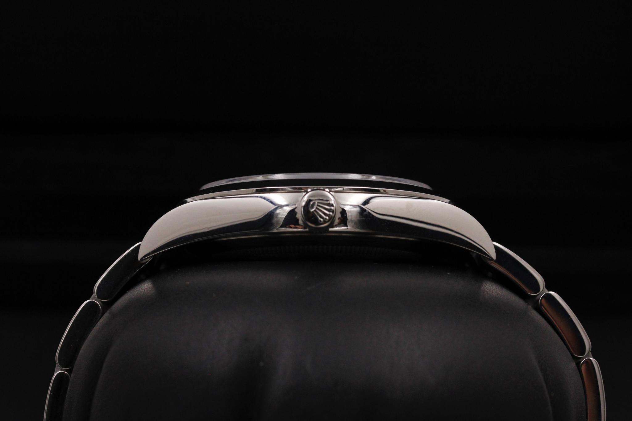 Watch Image 3
