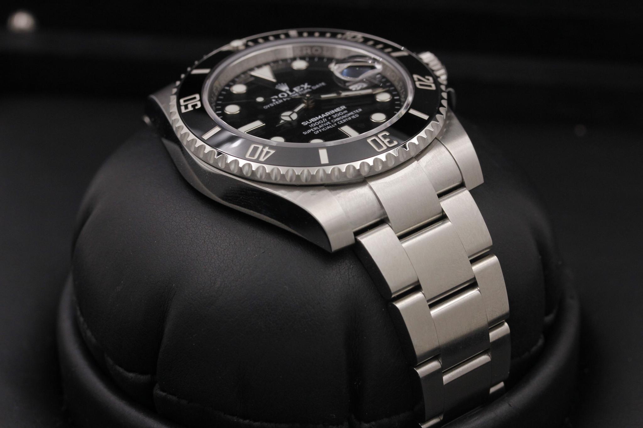 Watch Image 6