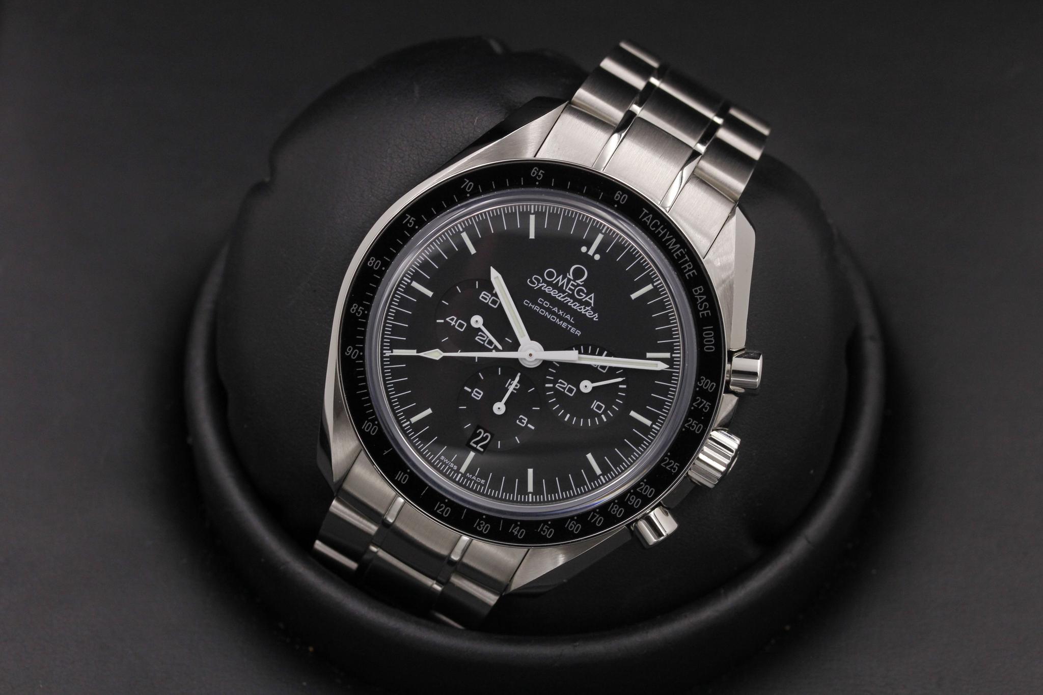 Watch Image 10