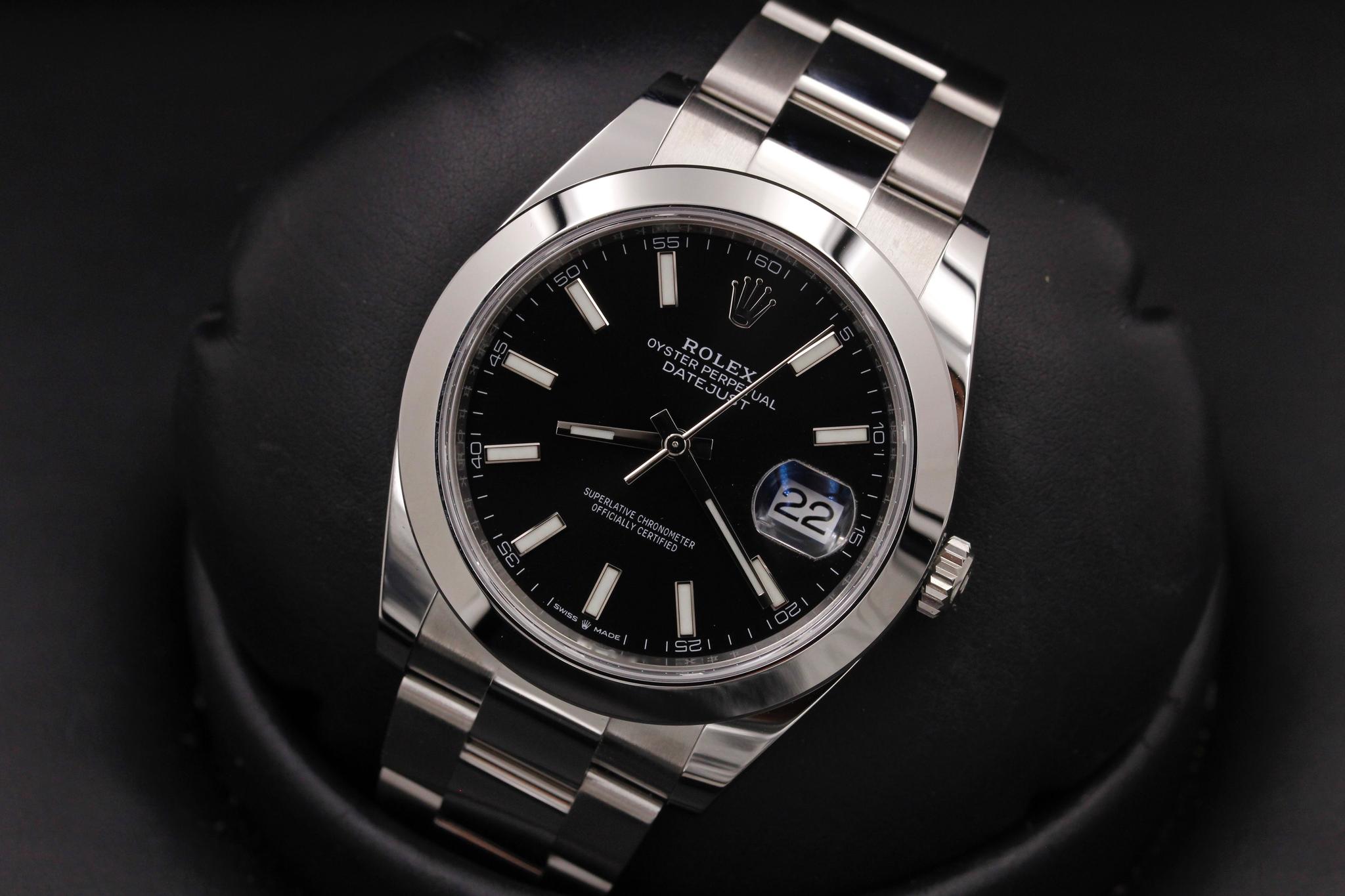 Watch Image 9