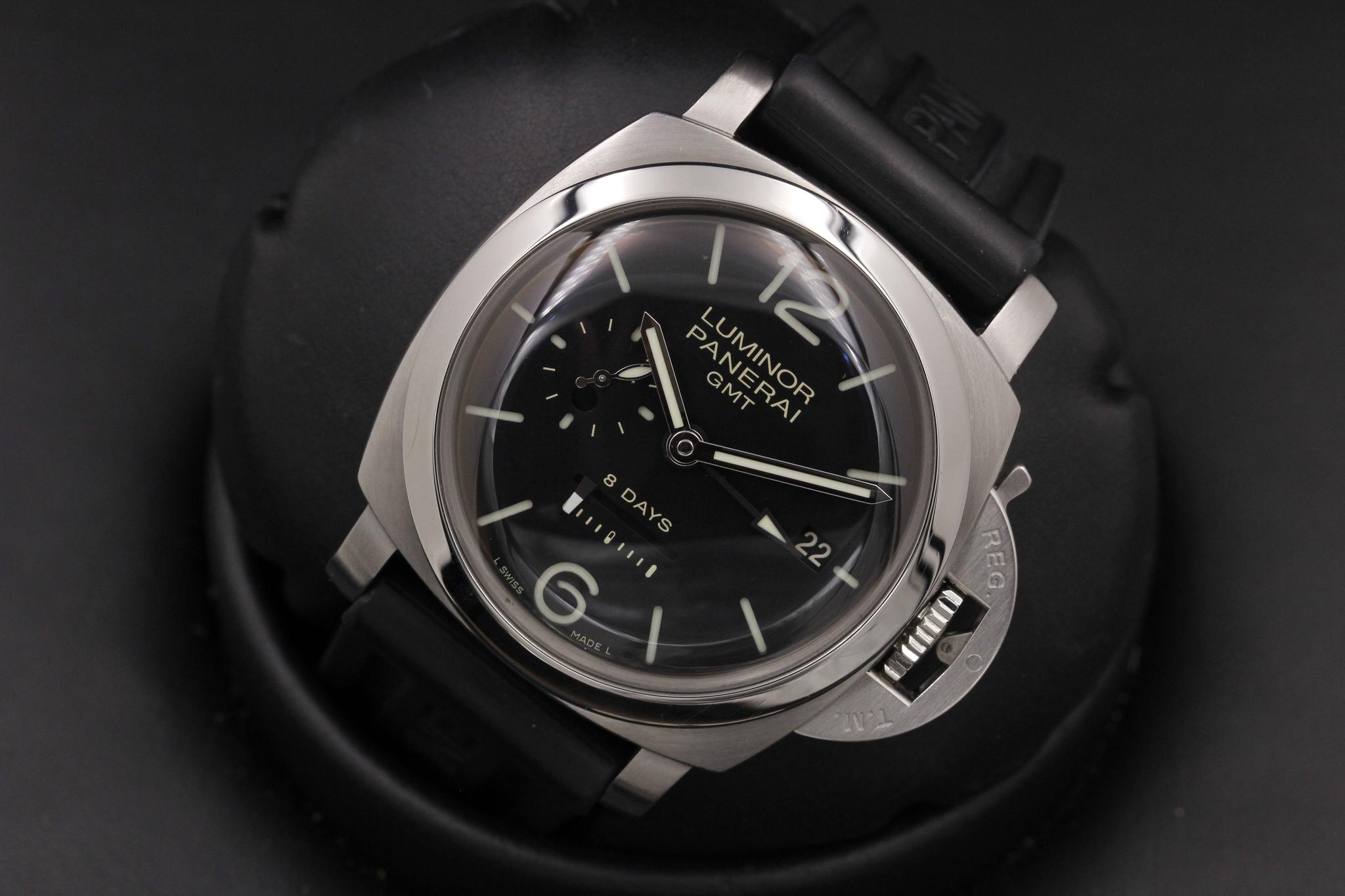 Watch Image 9