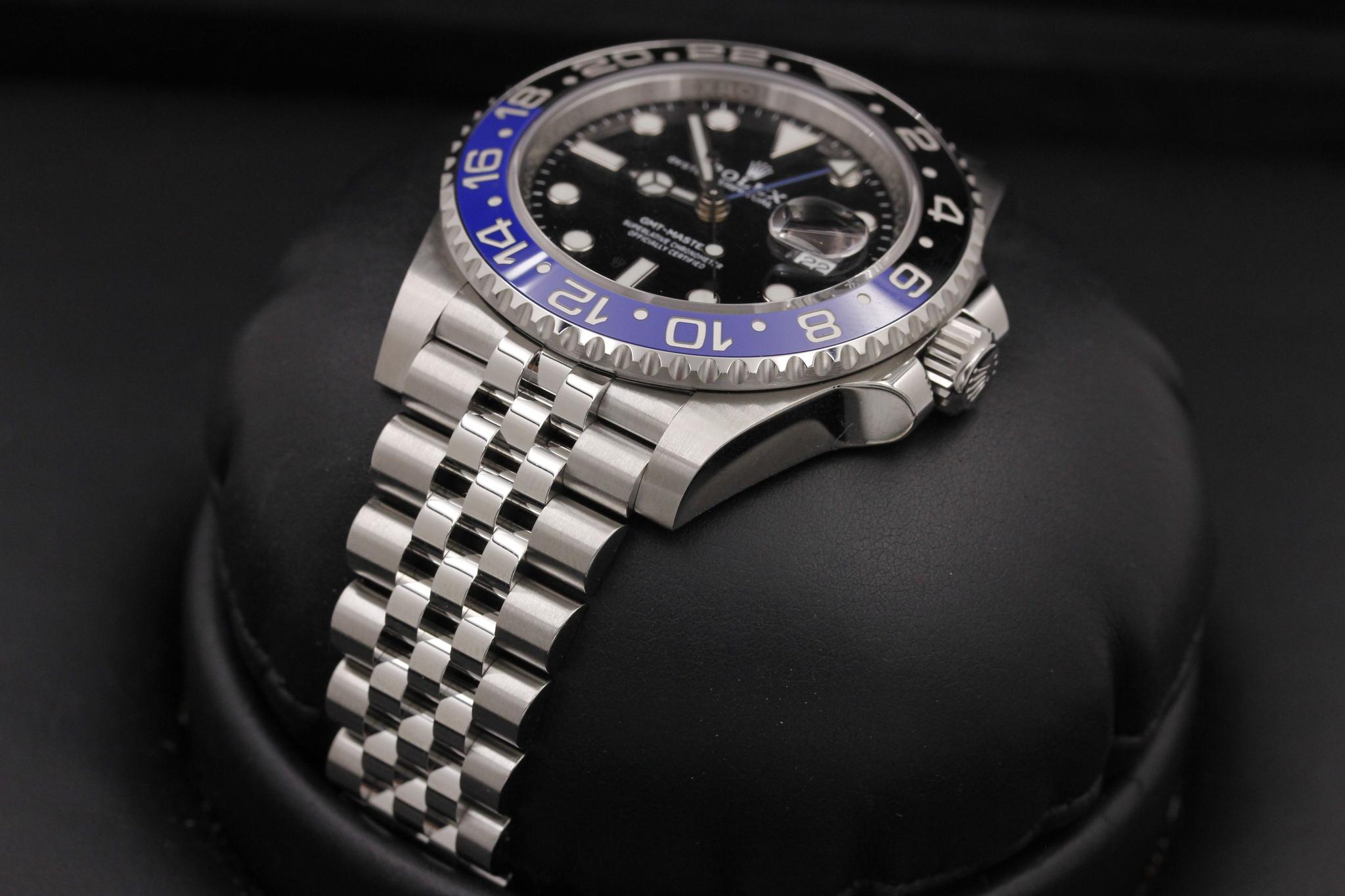 Watch Image 2