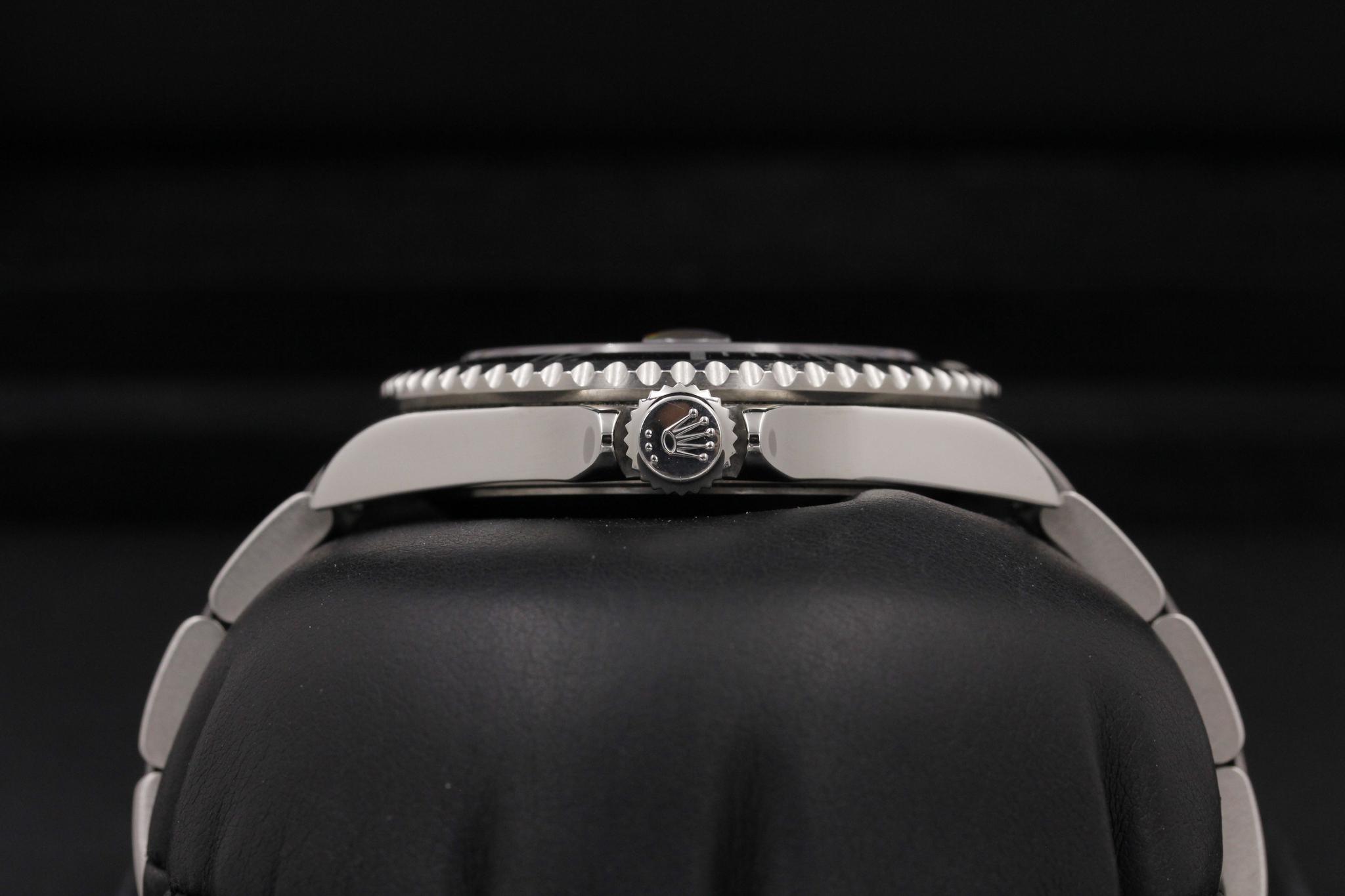 Watch Image 3